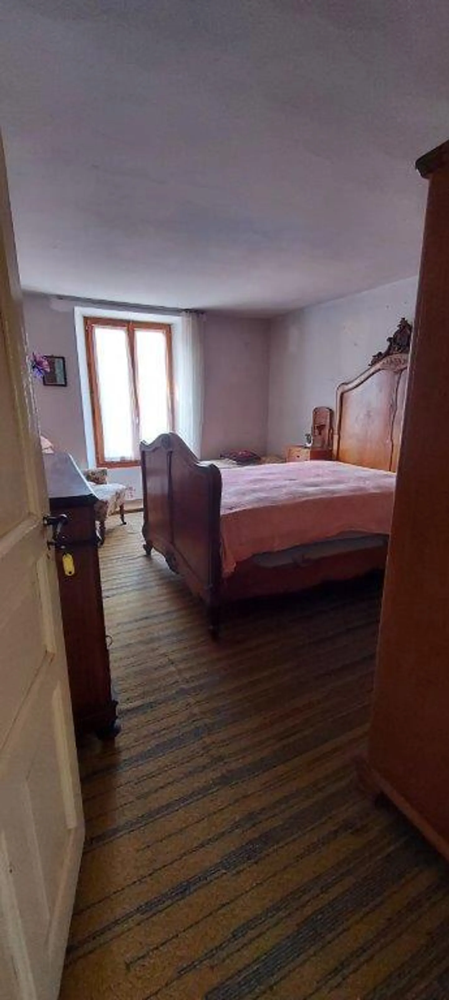 Maison spacieuse de noyau - Photo 4 sur 8