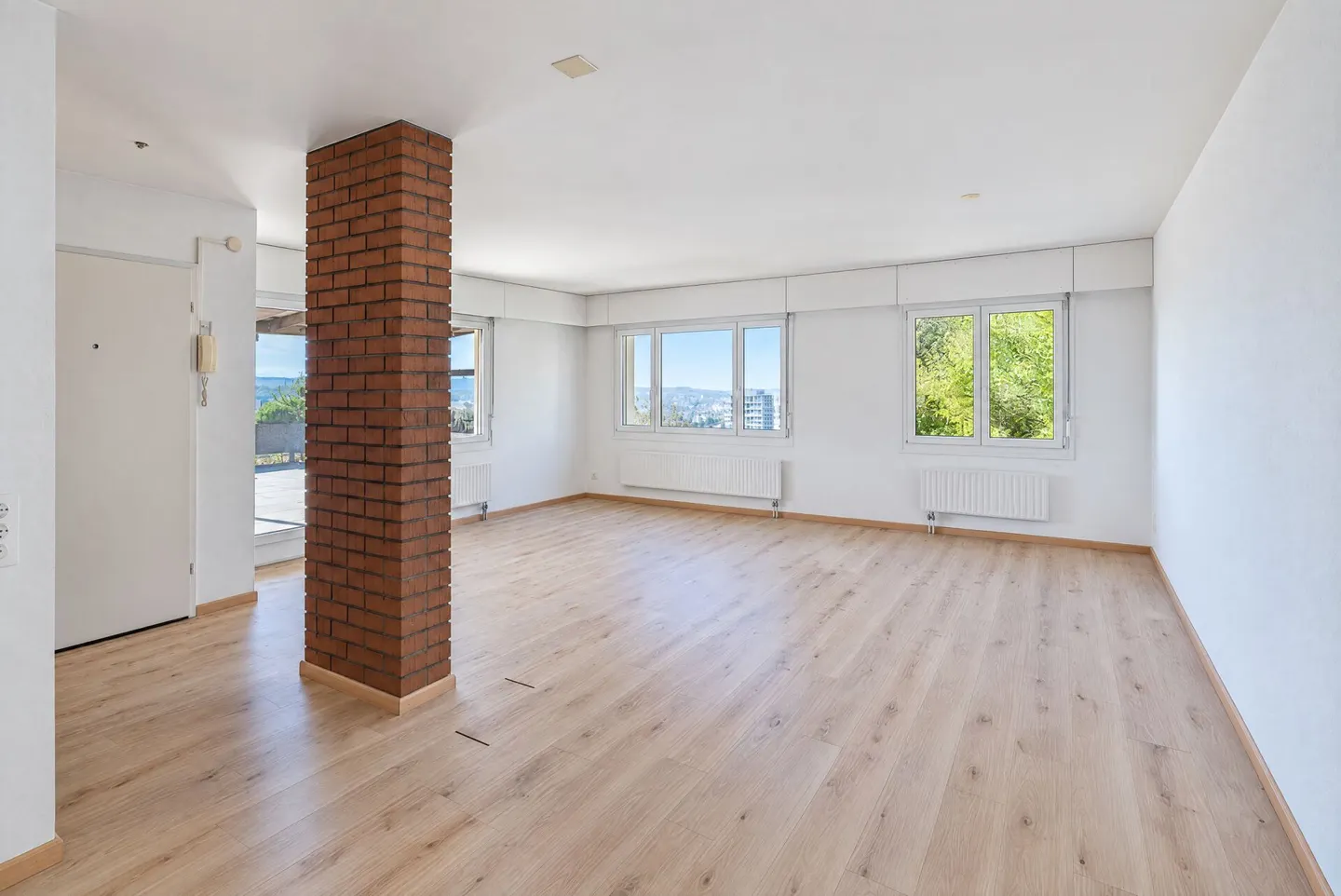 3.5 Room Attic Terrace Apartment with Lake and Alpine View - Photo 4 of 17