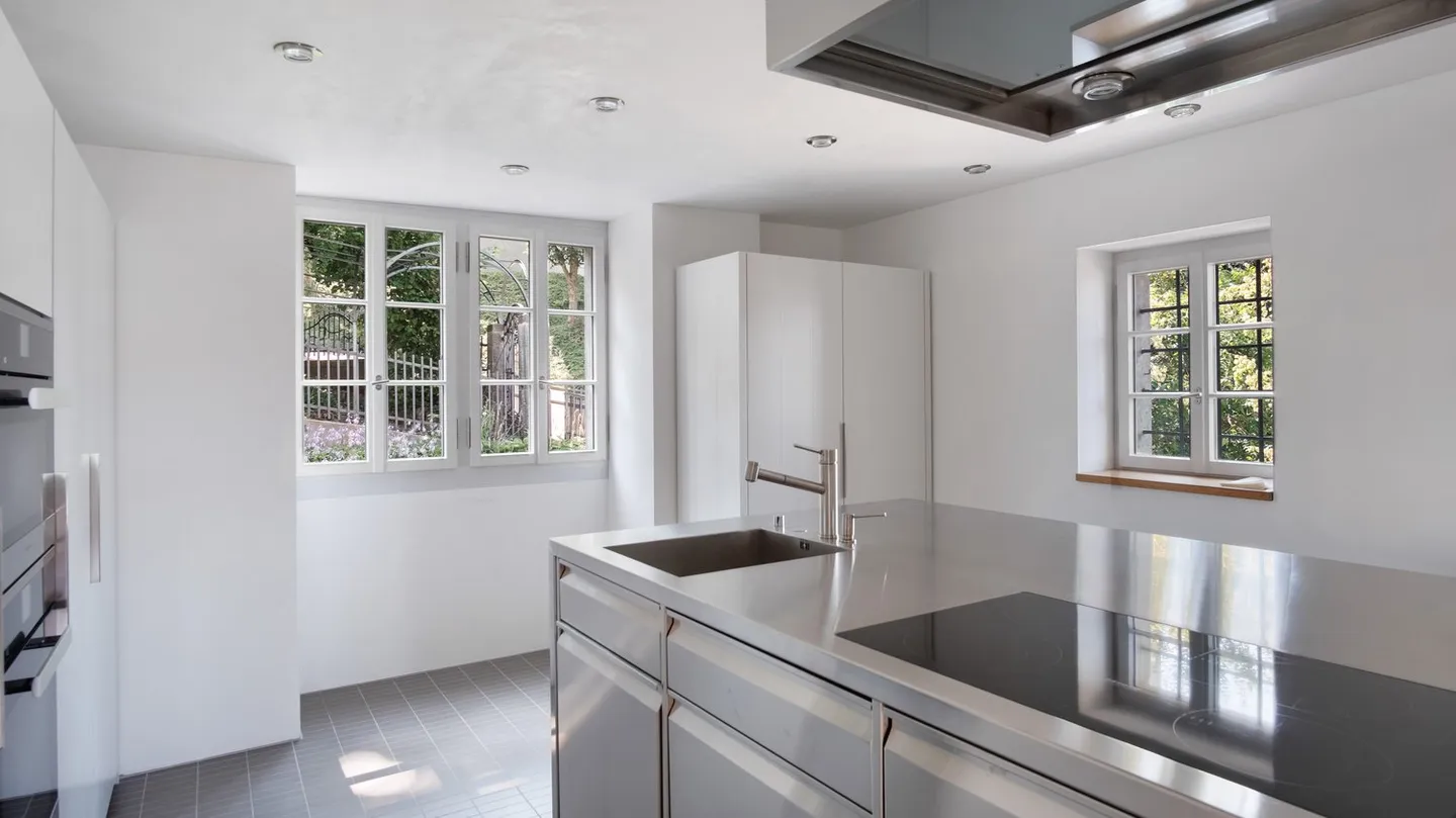 Oggetto per amatori "Casa del locatario" in posizione centrale con vista sul lago - Foto 4 di 10