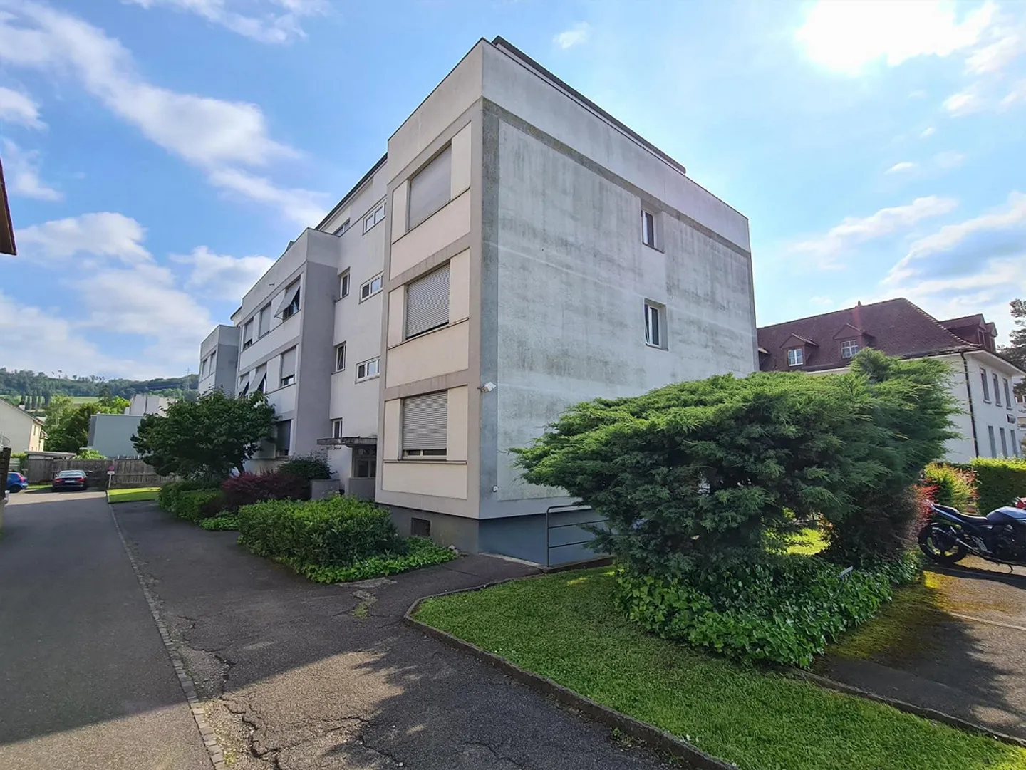 Attractive 3-room apartment with balcony in Pratteln - Photo 1 of 6