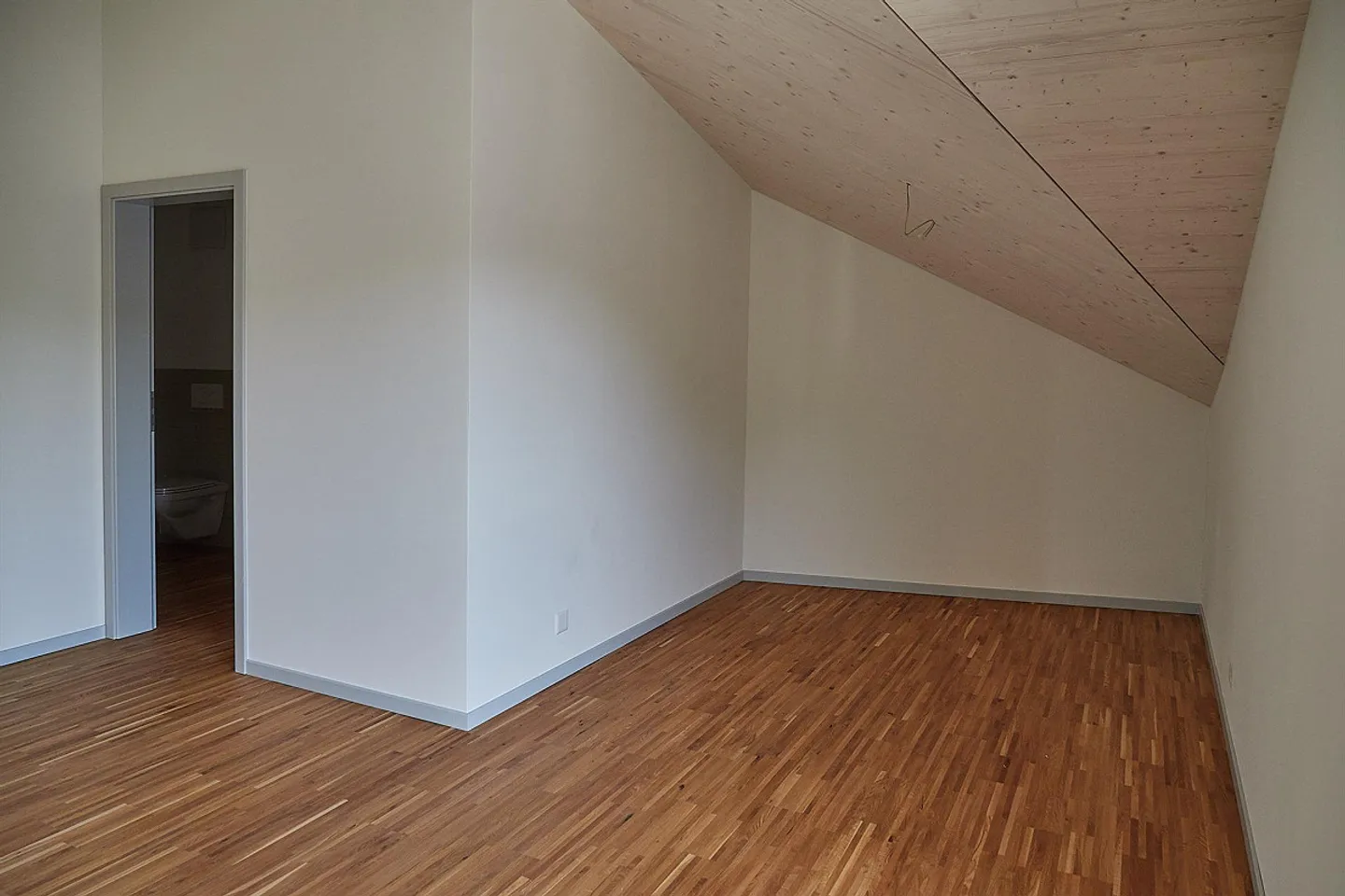 Vivere a contatto con la natura con panorama montano - Foto 7 di 14