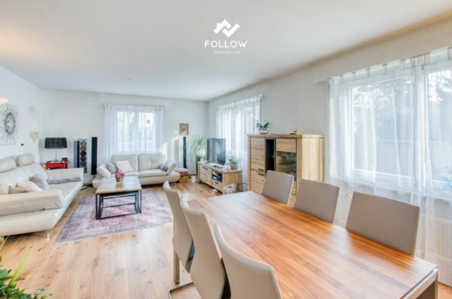 Vivere con vista lago come in una casa unifamiliare - Foto 3 di 20