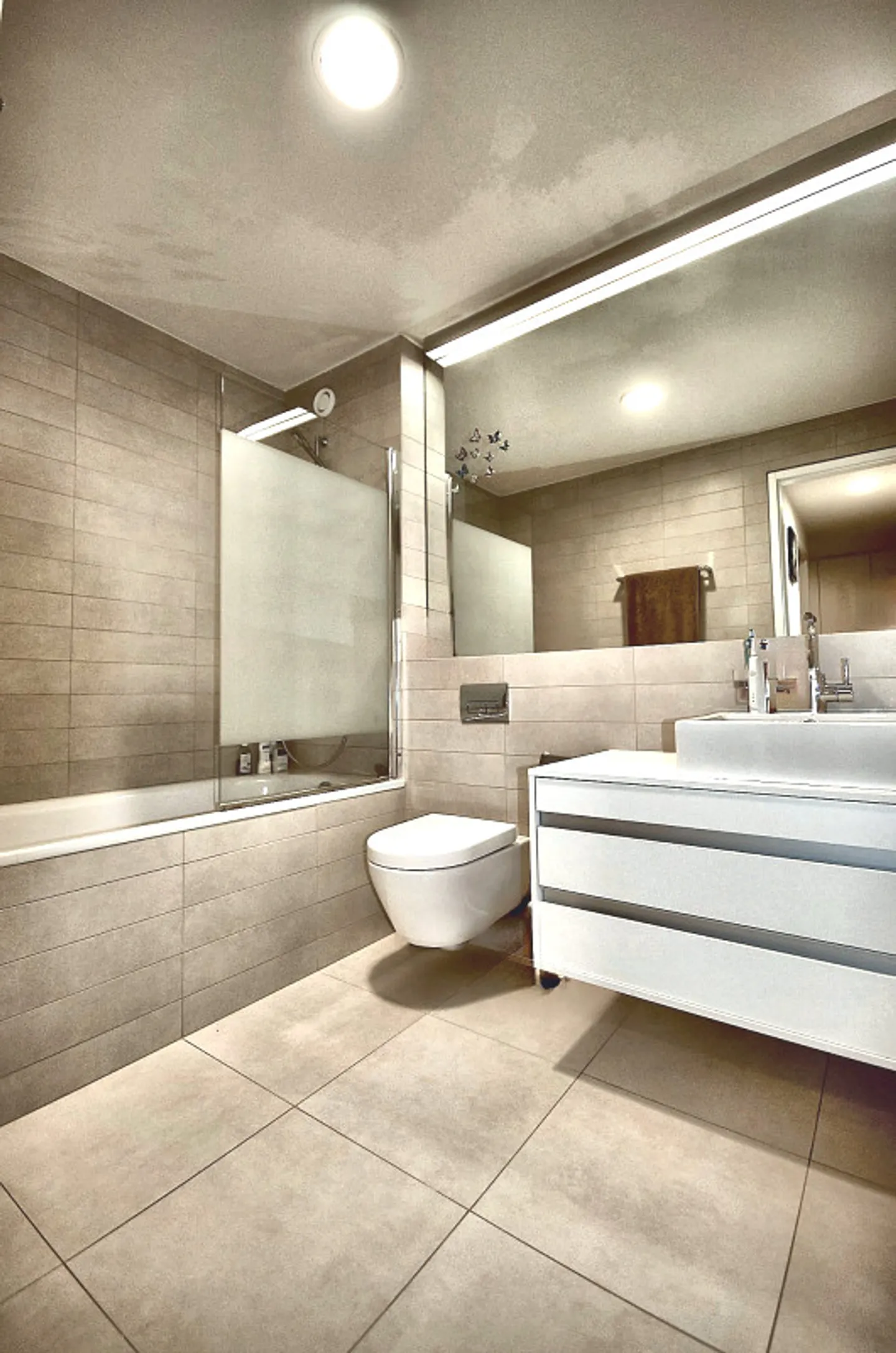 Appartement Élégant à Charmilles - Photo 6 sur 9