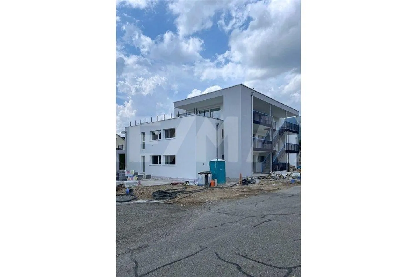 New construction, quietly located, lots of sun and interior design to be determined by yourself (under construction) - Photo 1 of 13