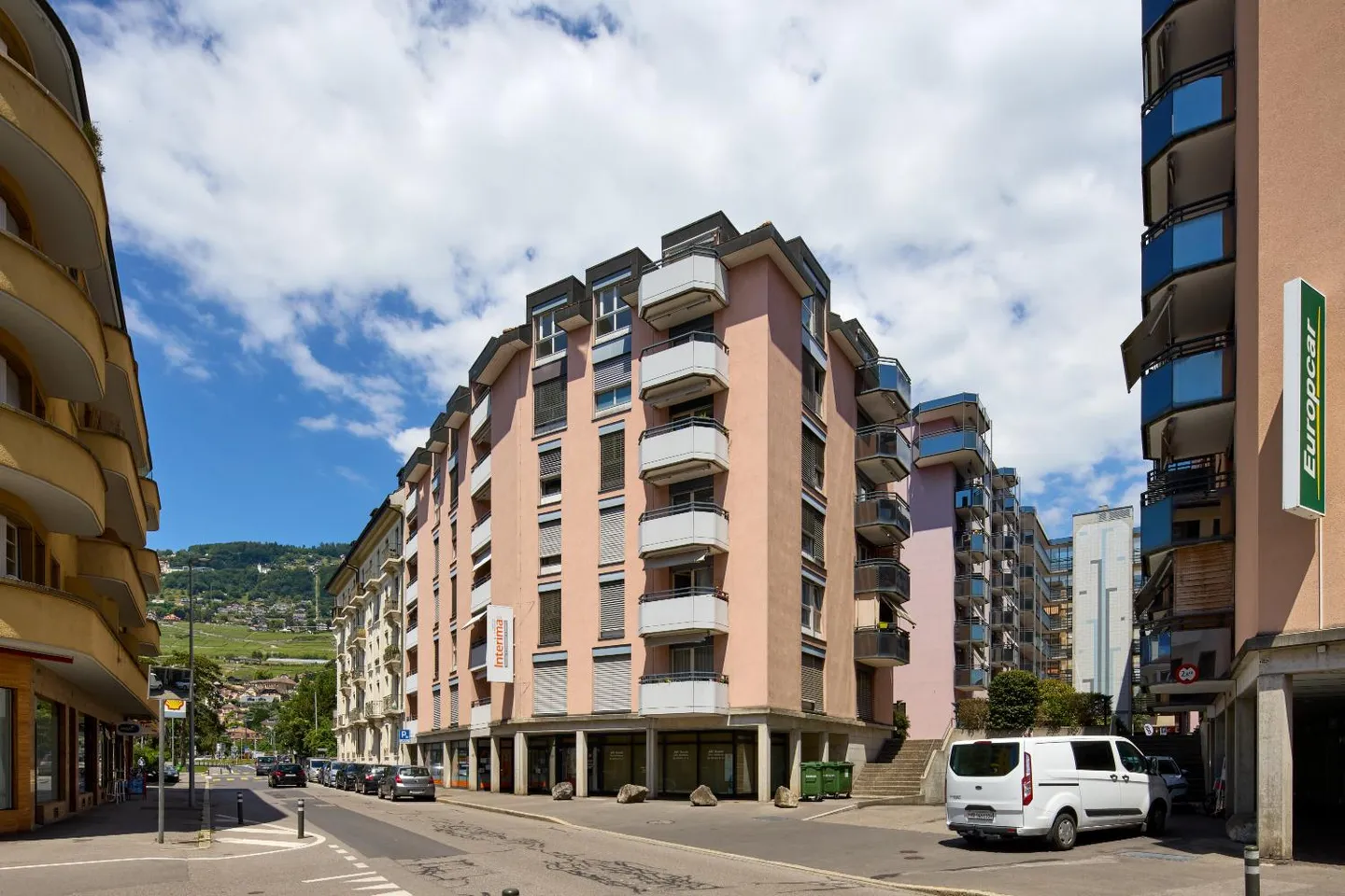 Place à motos couverte - Photo 4 sur 4