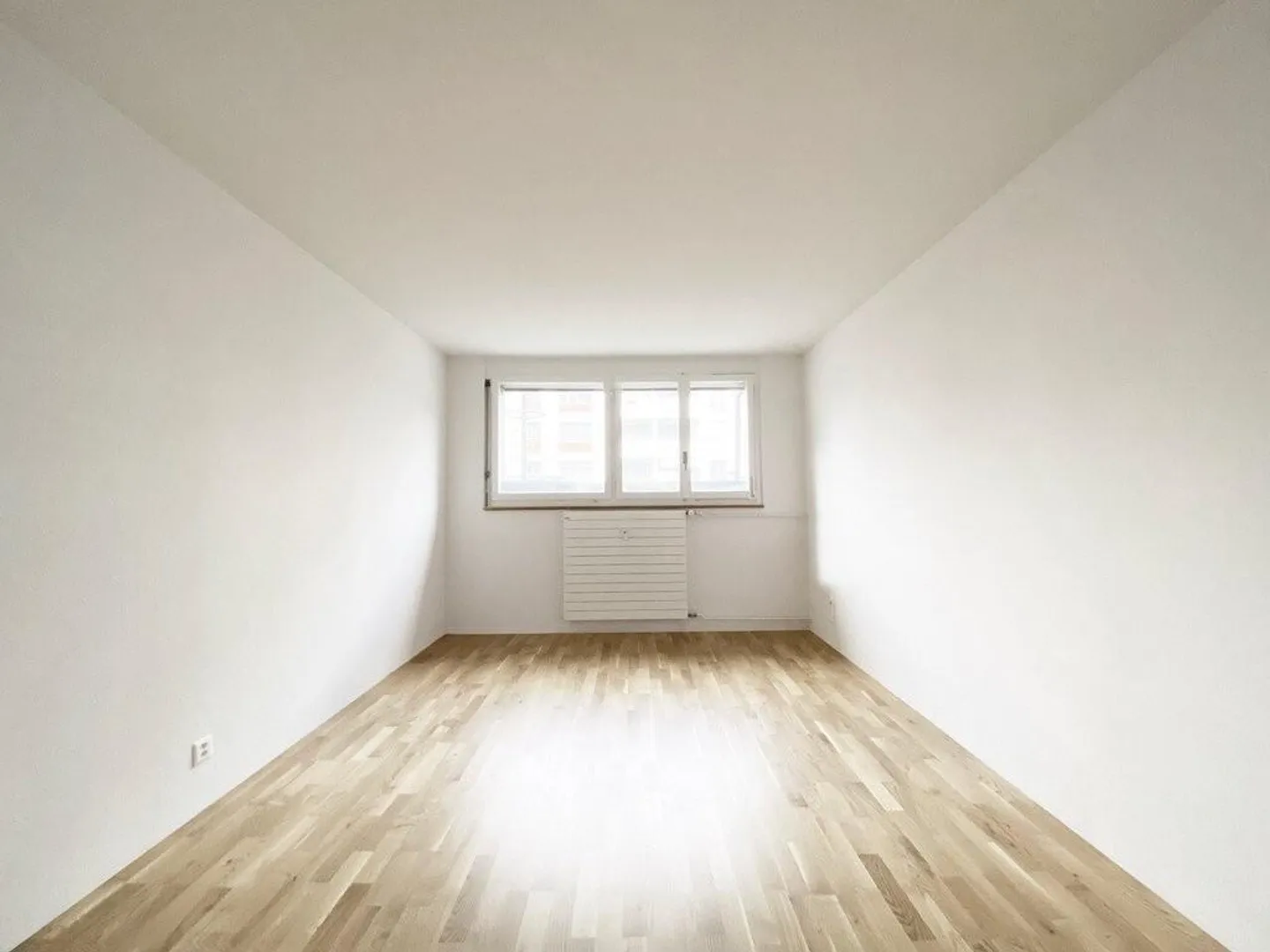 Versatile commercial space for rent! - Photo 2 of 5