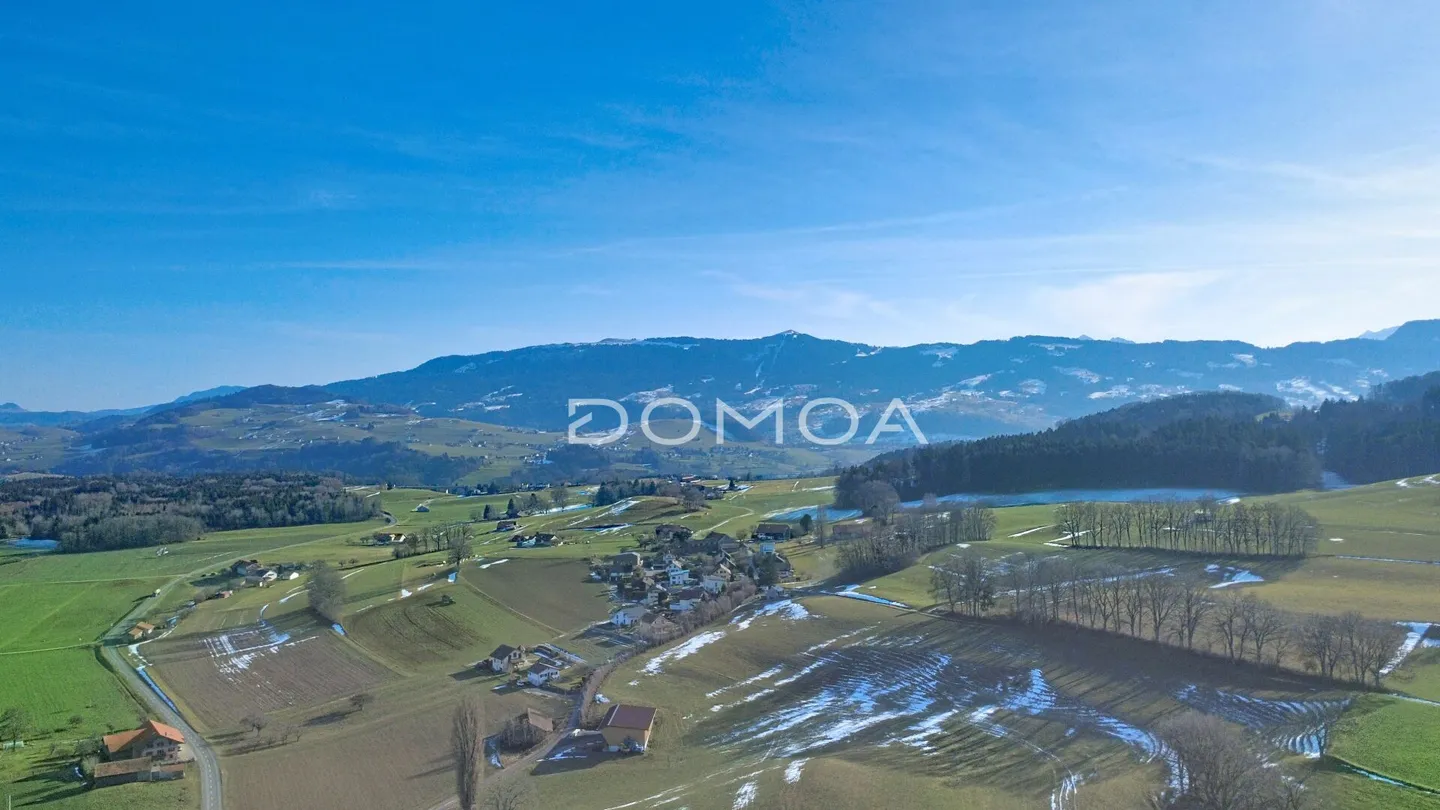 3.5-room apartment on the top floor with unobstructed view - Photo 10 of 11