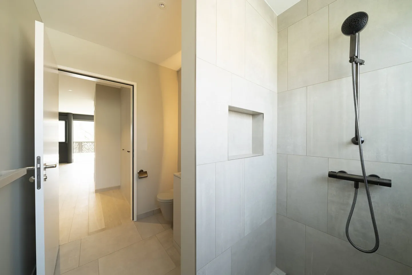 Appartamento 3,5 locali con finiture di alta qualità + ascensore vicino ai mezzi pubblici - Foto 15 di 17