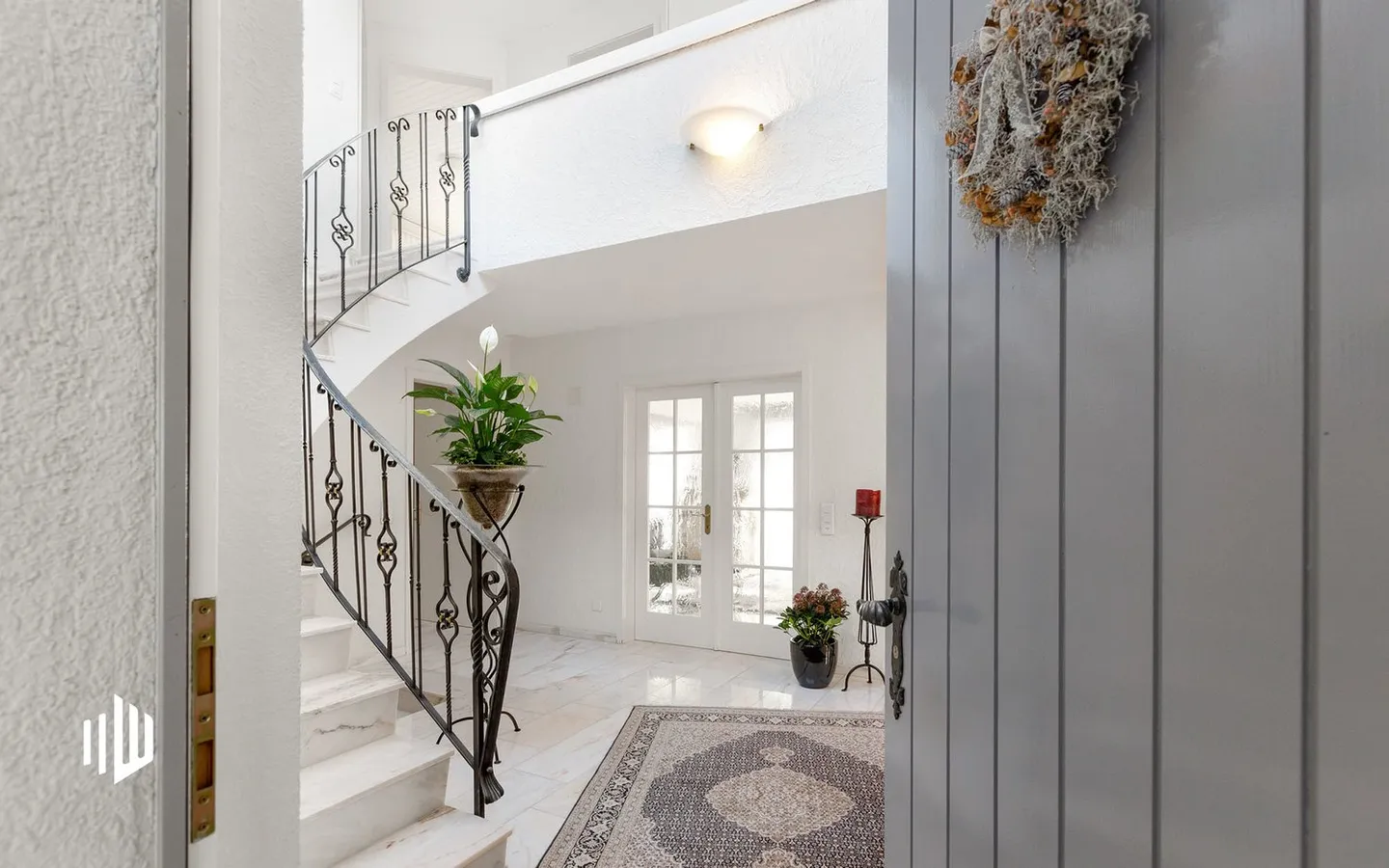 ImmoWyss - One to Two Family House with Garden Paradise in Prime Location - Photo 5 of 13