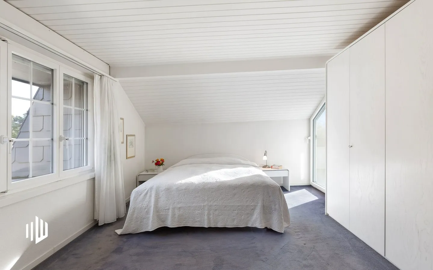 ImmoWyss - One to Two Family House with Garden Paradise in Prime Location - Photo 12 of 13