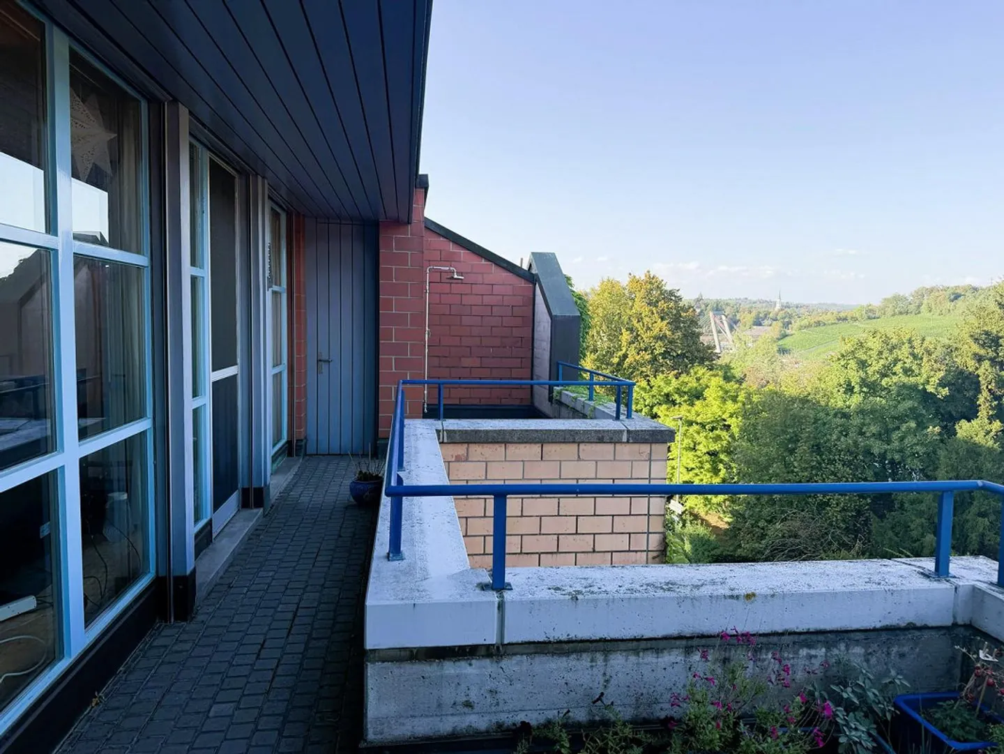 Penthouse with large terrace and wonderful view - Photo 9 of 13
