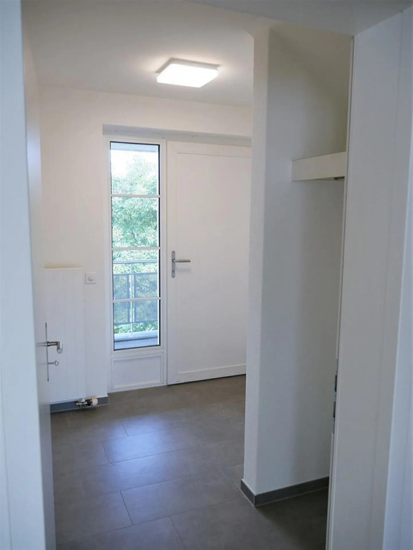 Appartement en duplex attrayant de 4,5 pièces - Photo 4 sur 11