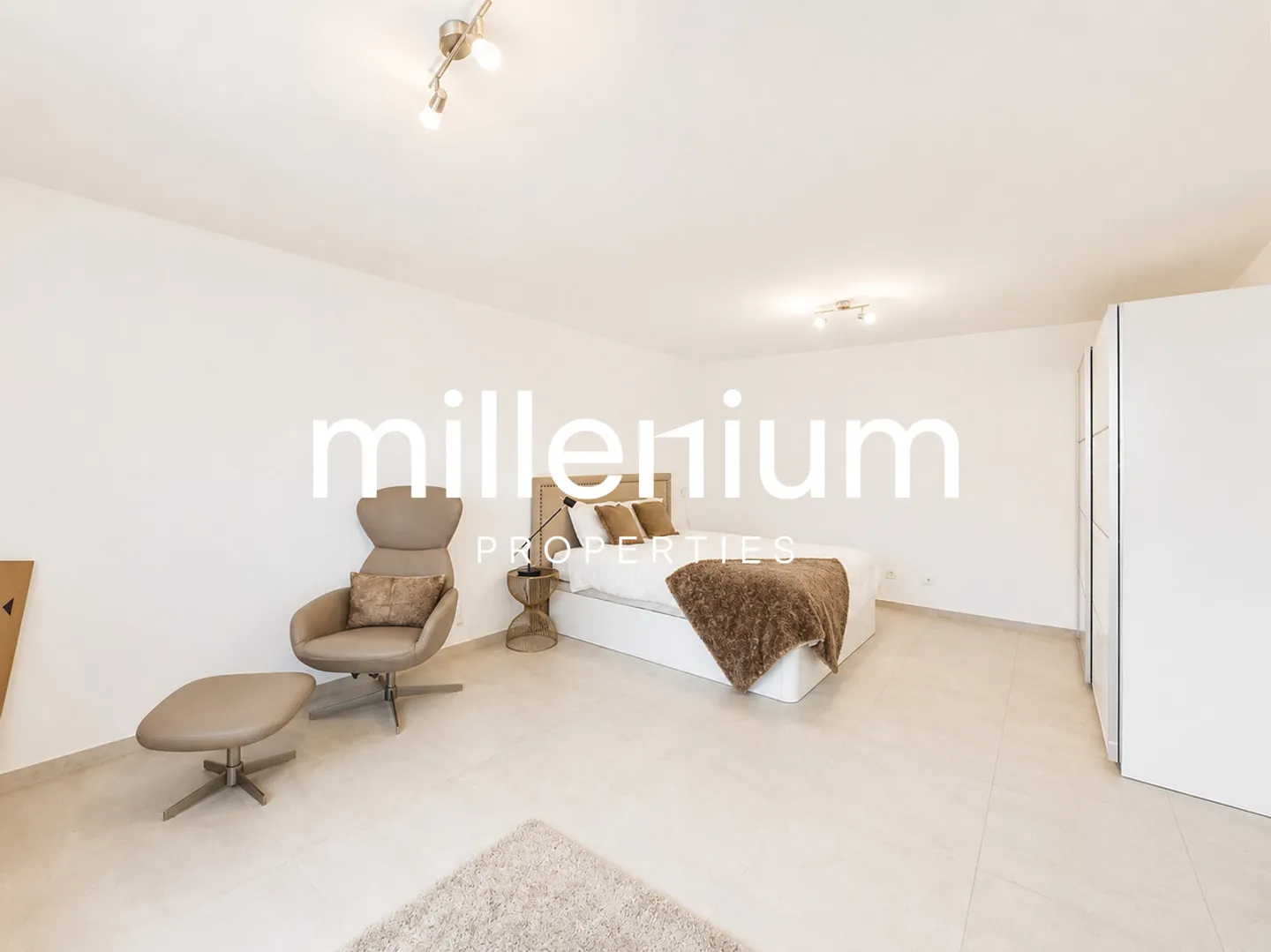 Casa Familiare Contemporanea - Foto 13 di 16
