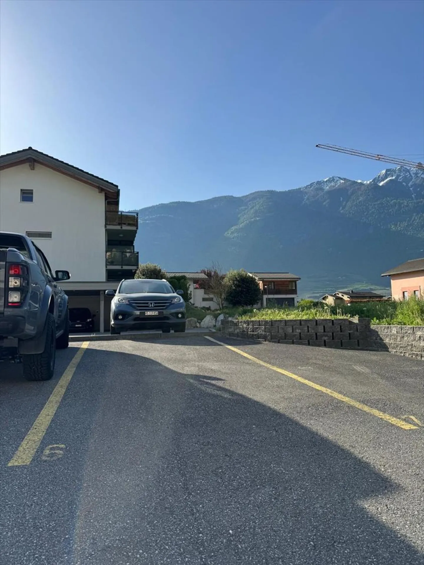 Posti auto esterni doppi in lunghezza o posto per un camper - Foto 2 di 2