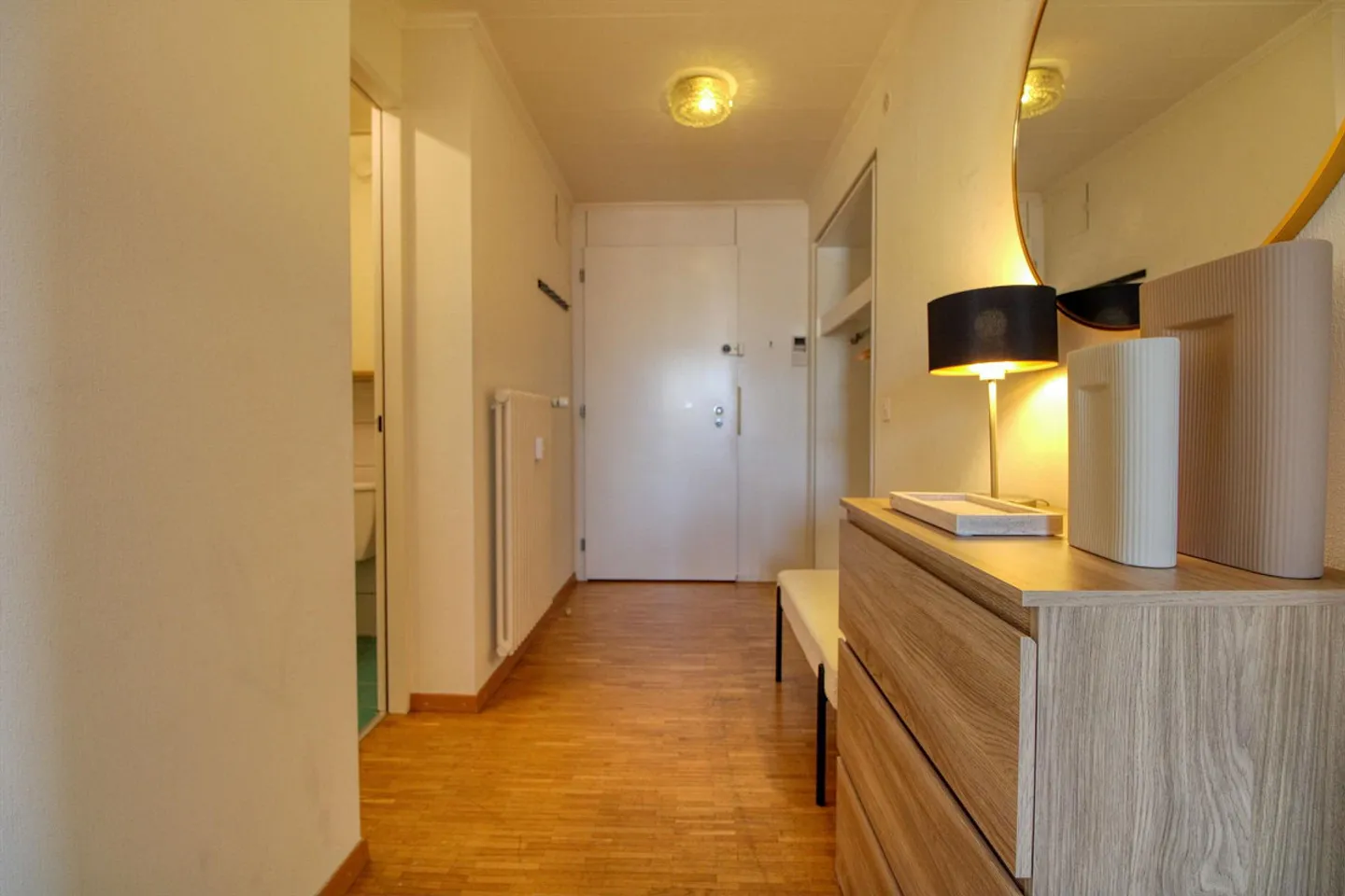 Elegant coliving with stunning views of the lake and mountains - Photo 12 of 22