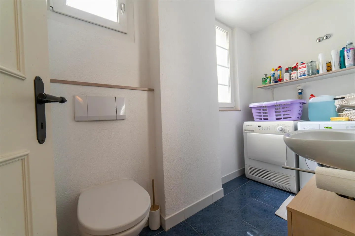 Appartement de caractère 3,5 pièces avec cachet et lumière naturelle - Photo 9 sur 13