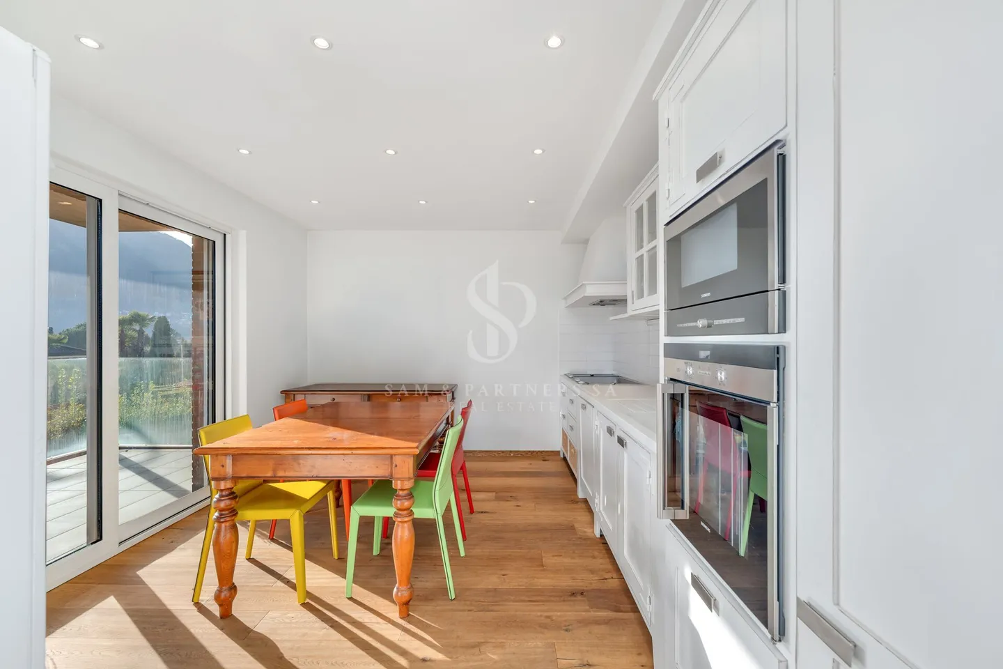 Elegante Wohnung mit Garten - Foto 8 von 16