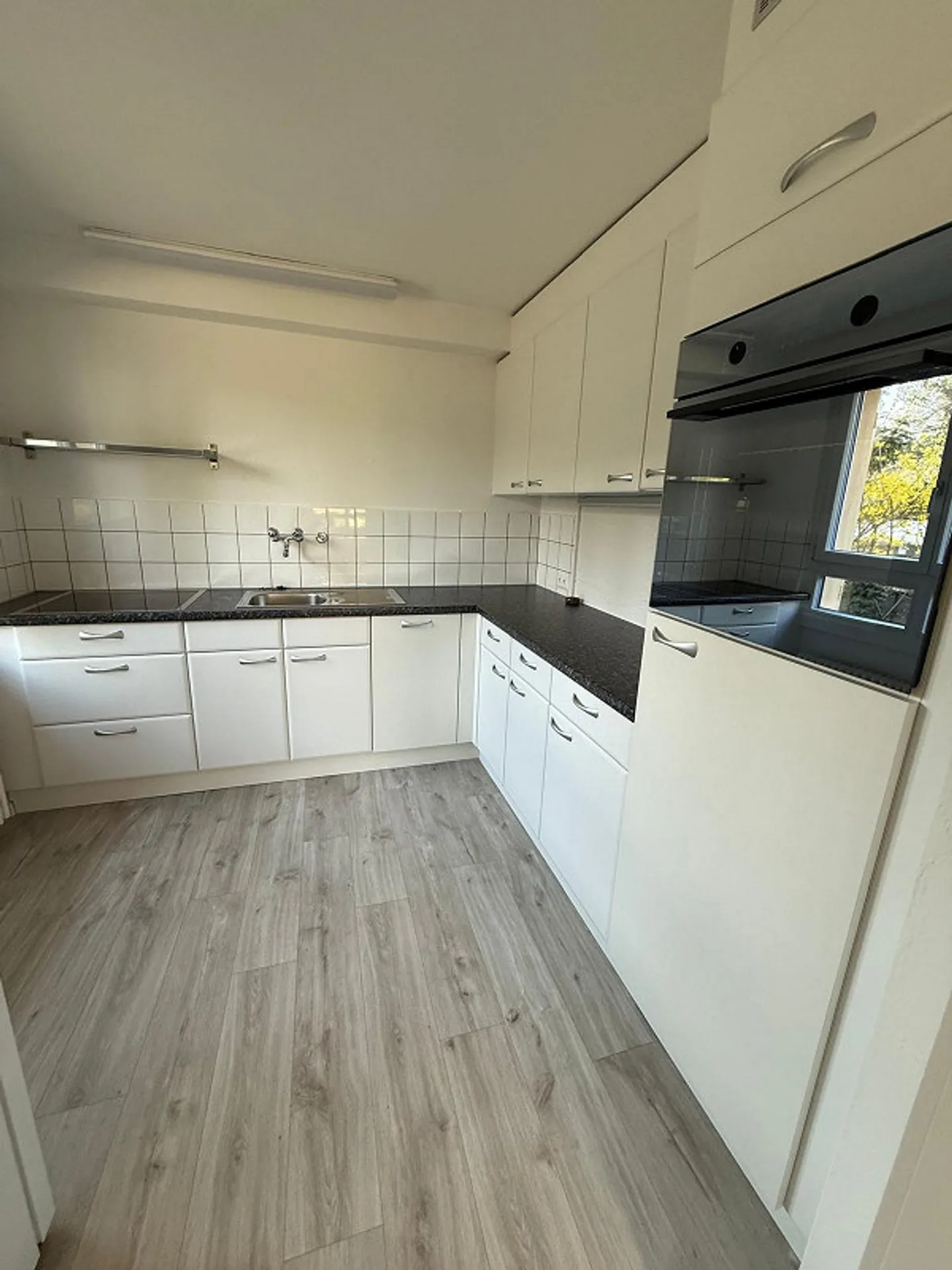 Charmante Wohnung mit Garten - Foto 3 von 11