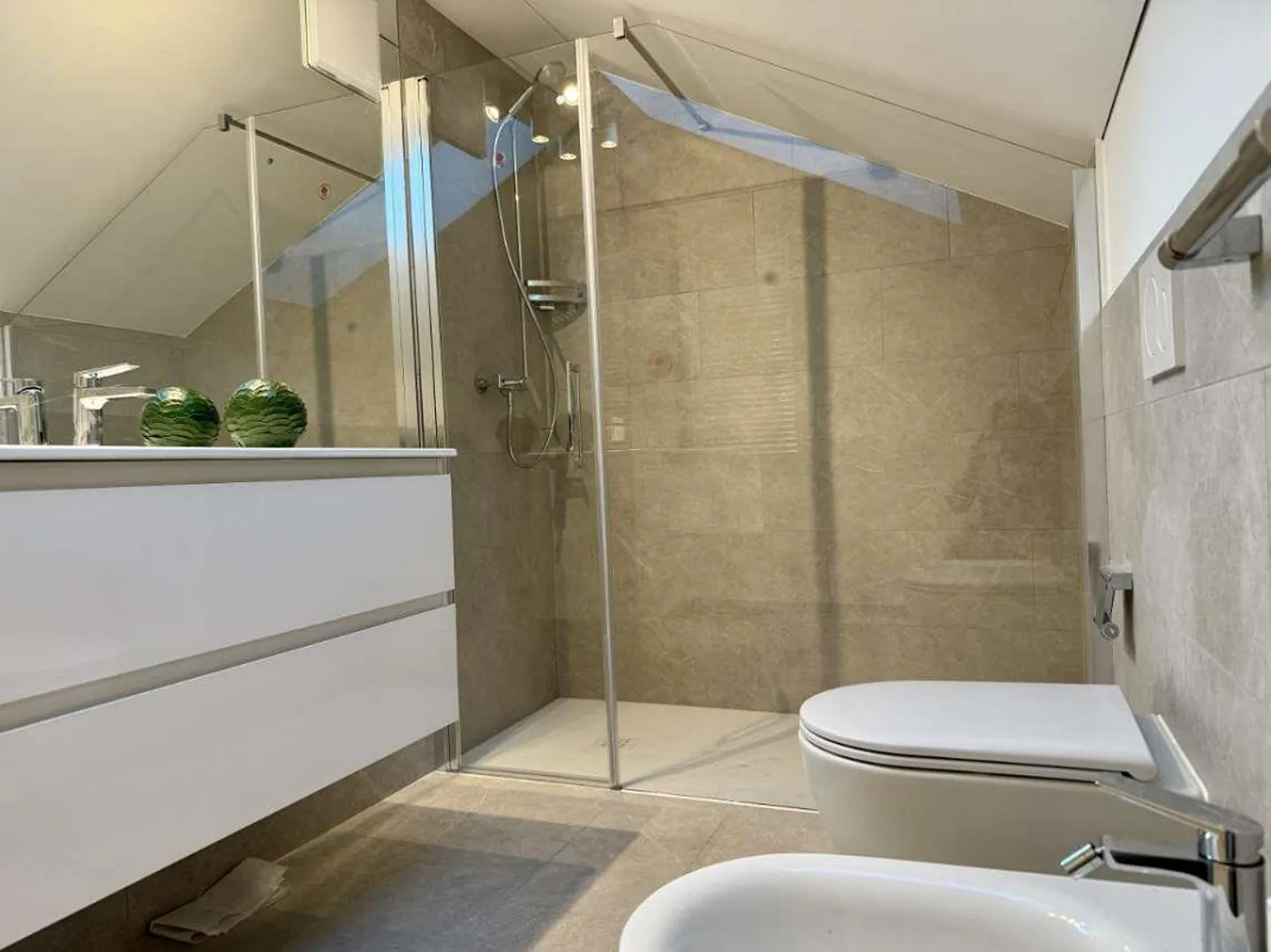 Vollständig renovierte Penthouse-Wohnung in Bellinzona - Foto 13 von 13