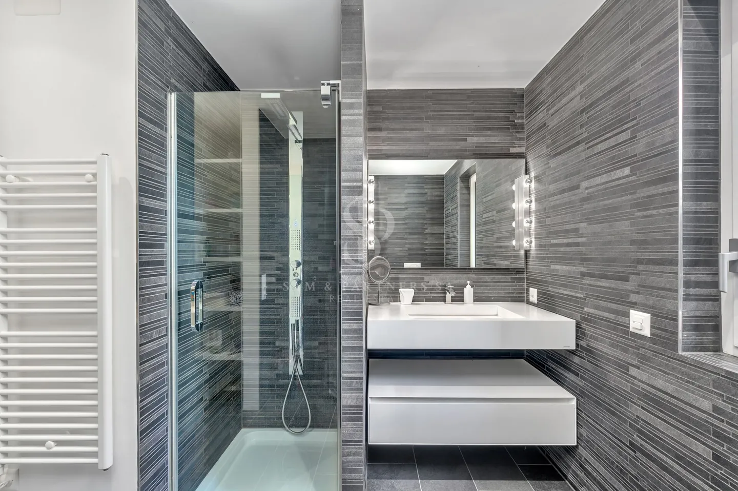 Elegante Wohnung mit Garten - Foto 12 von 16