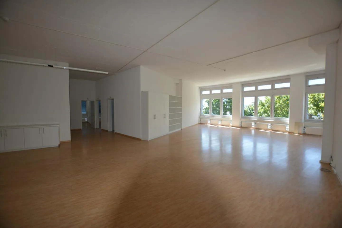 Spazio commerciale/ufficio ampliato - Foto 1 di 10
