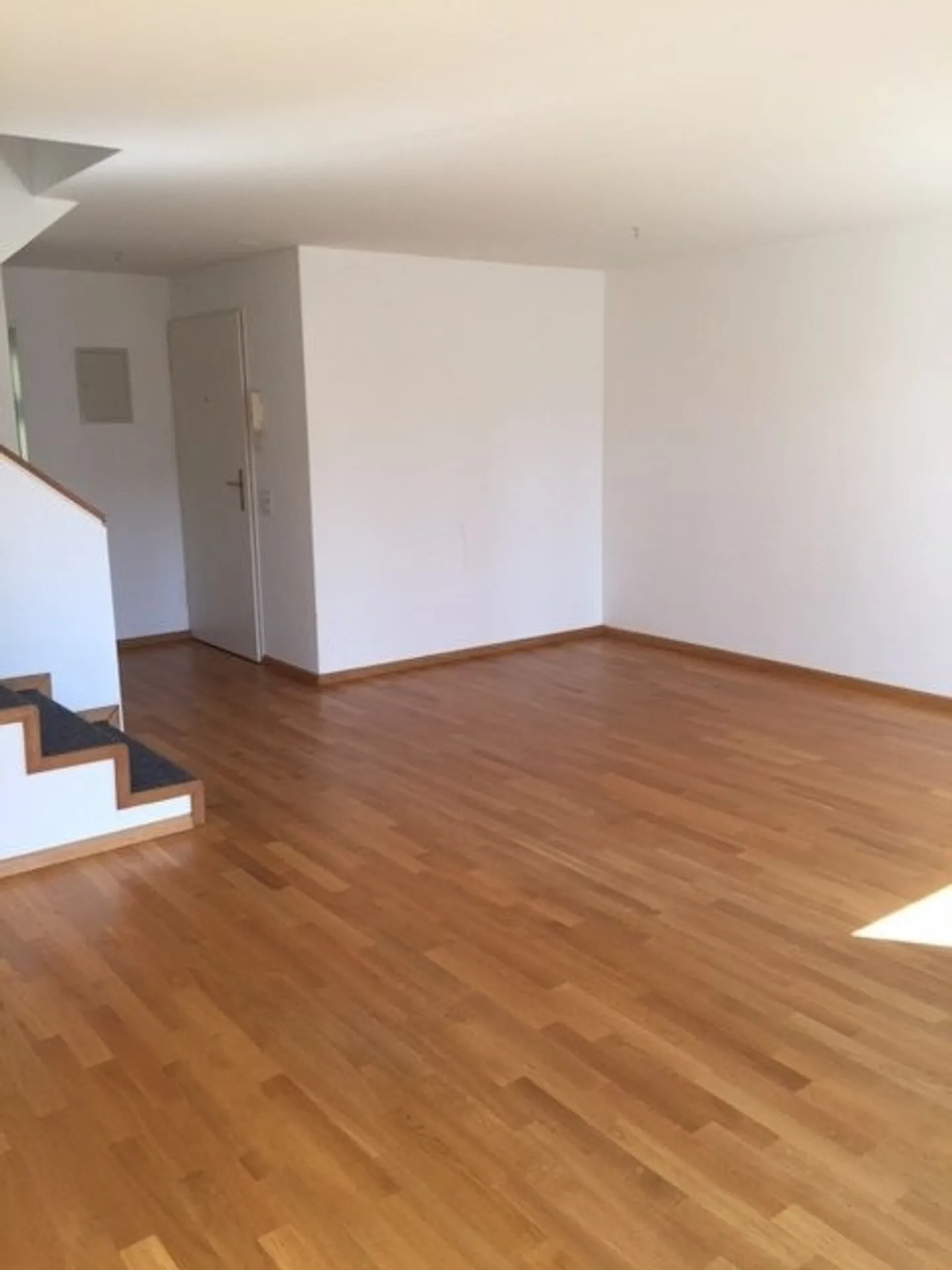 Appartement en duplex central et calme ! - Photo 3 sur 12