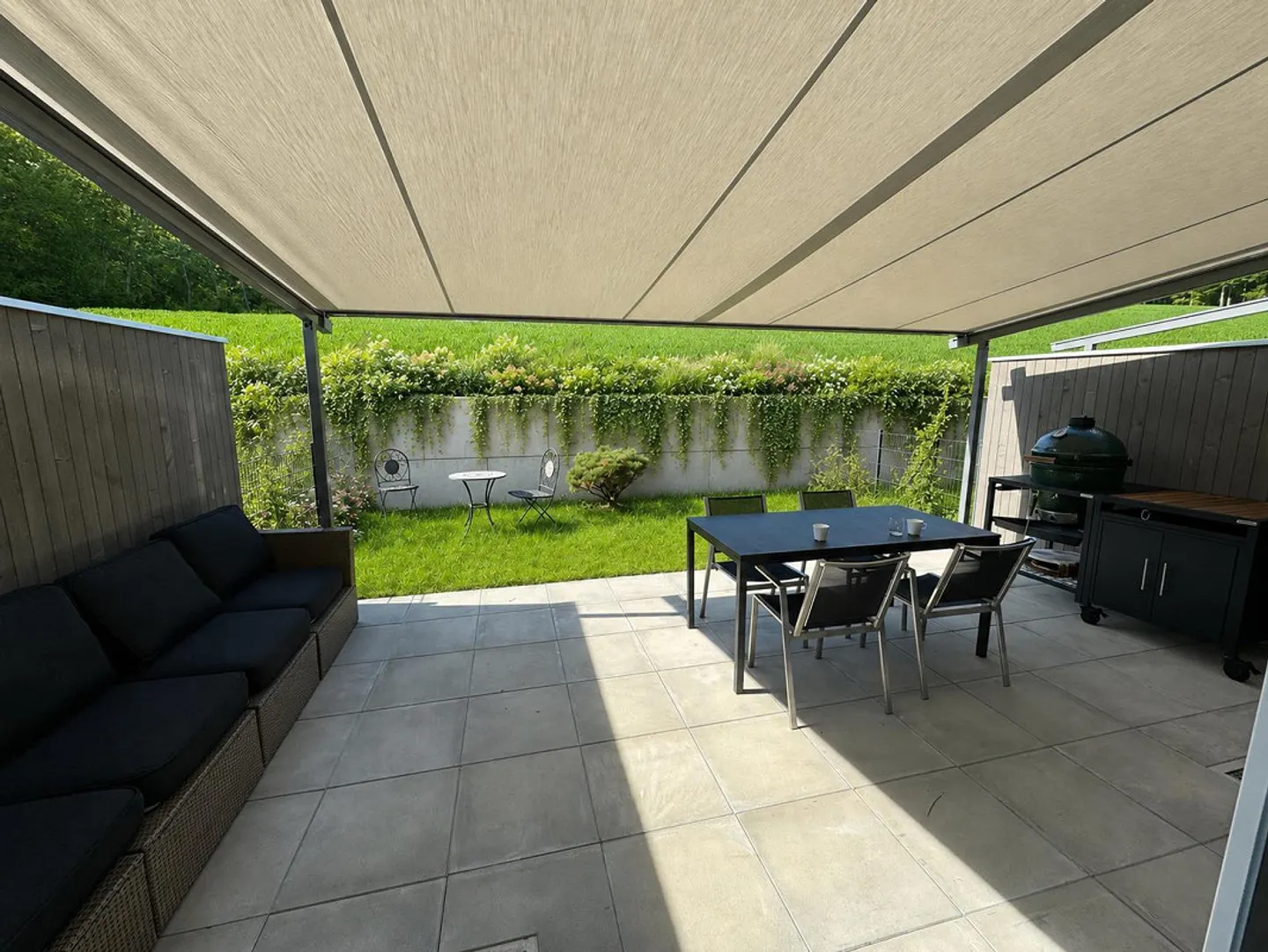 Come nuovo al confine del bosco – Casa di 5,5 stanze con giardino e doppio garage - Foto 12 di 17