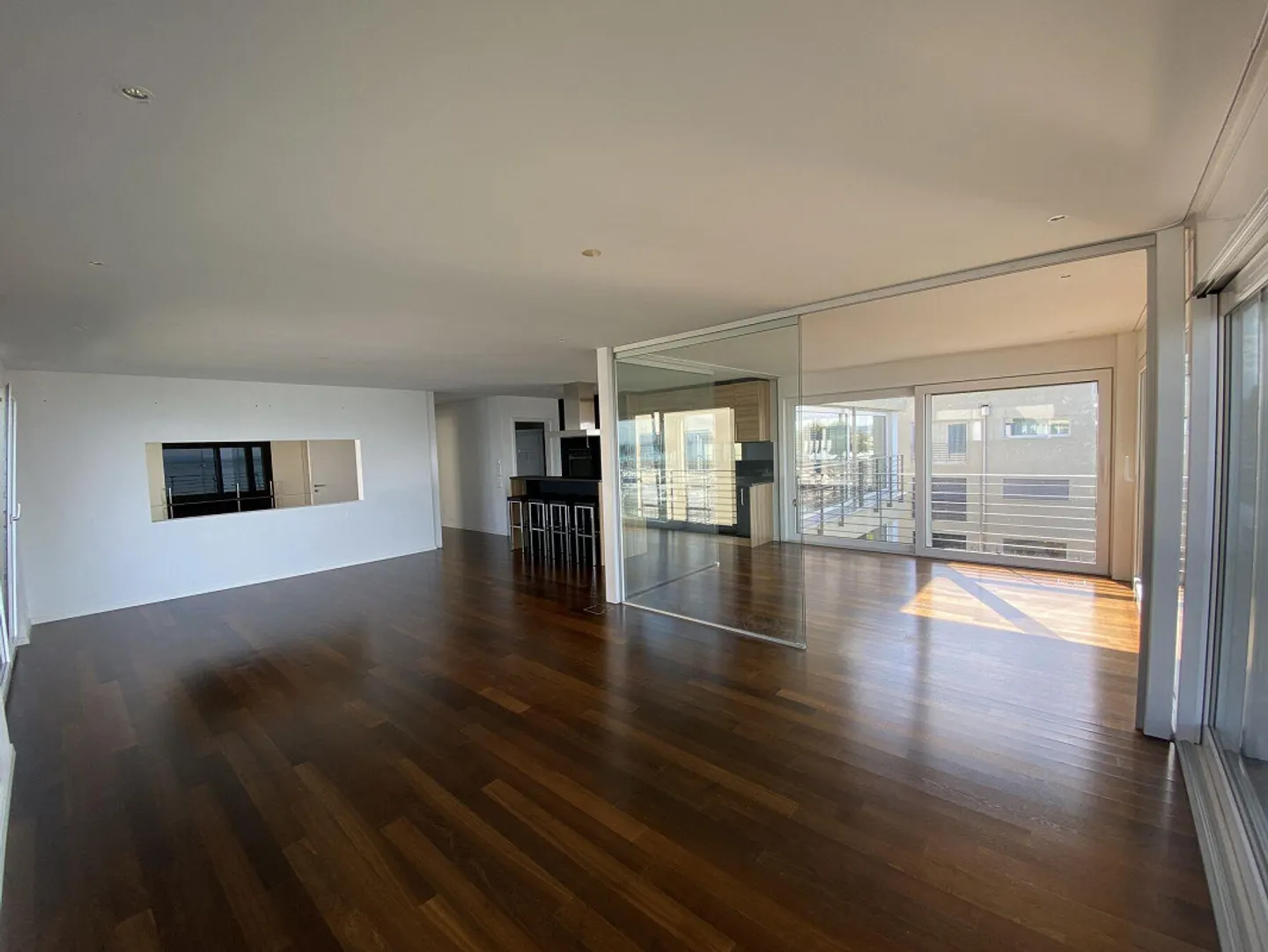 Seewohnung mit atemberaubendem Blick - Foto 4 von 31