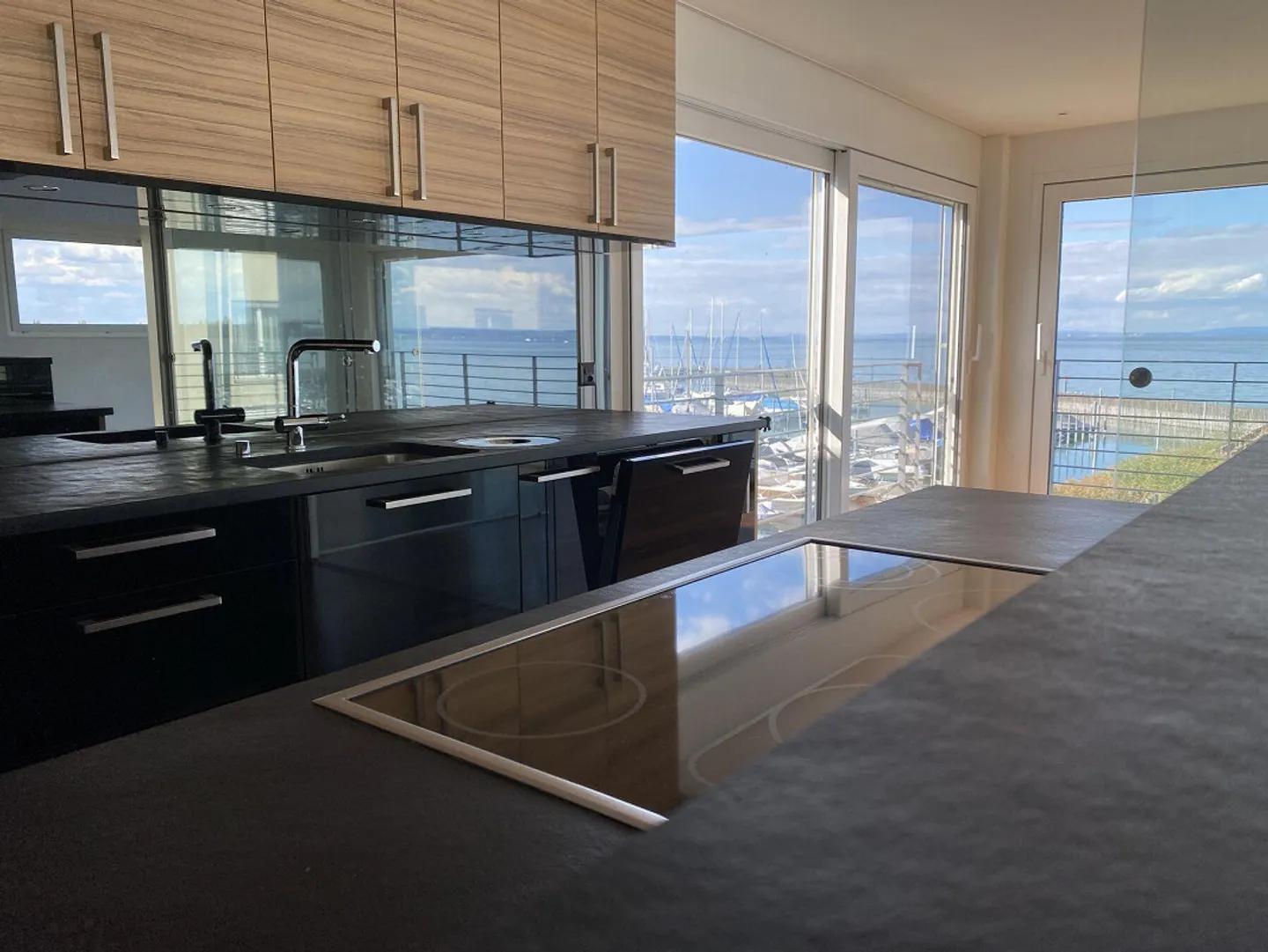 Seewohnung mit atemberaubendem Blick - Foto 8 von 31