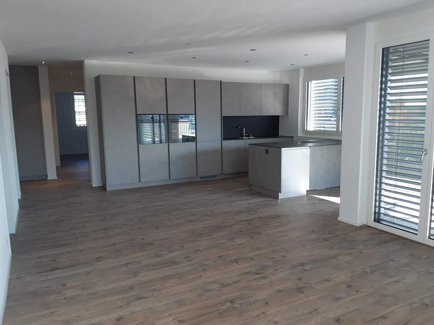 Appartamento attraente di 3,5 locali con terrazza spaziosa a Schmerikon - Foto 2 di 10