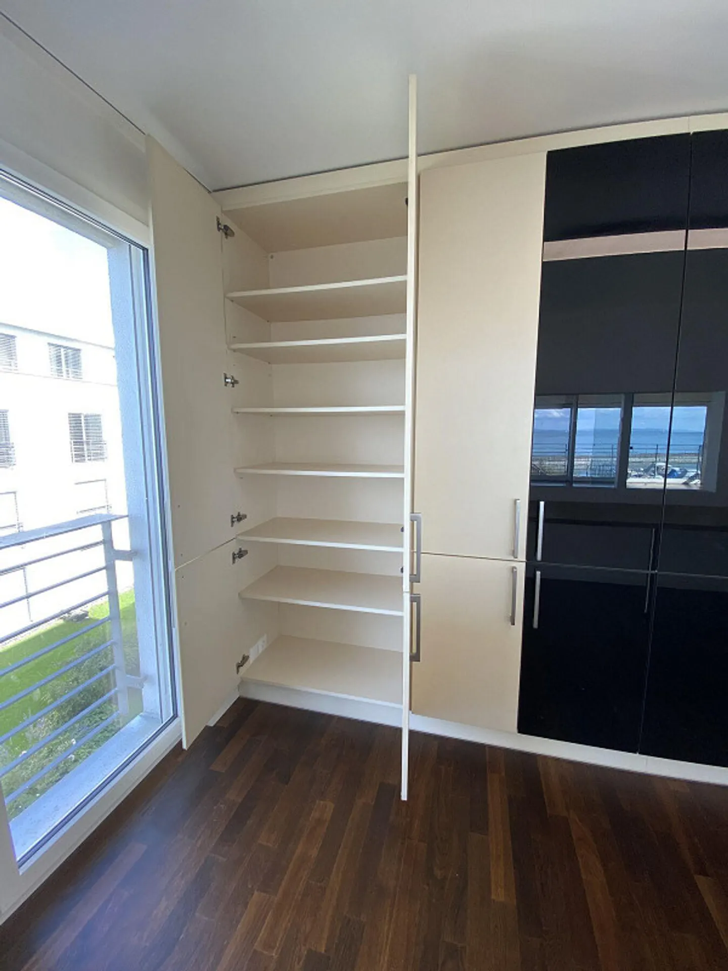 Seewohnung mit atemberaubendem Blick - Foto 15 von 31
