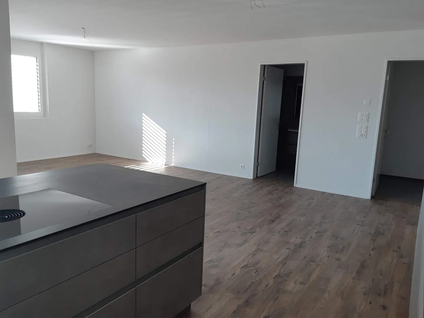 Appartamento attraente di 3,5 locali con terrazza spaziosa a Schmerikon - Foto 3 di 10