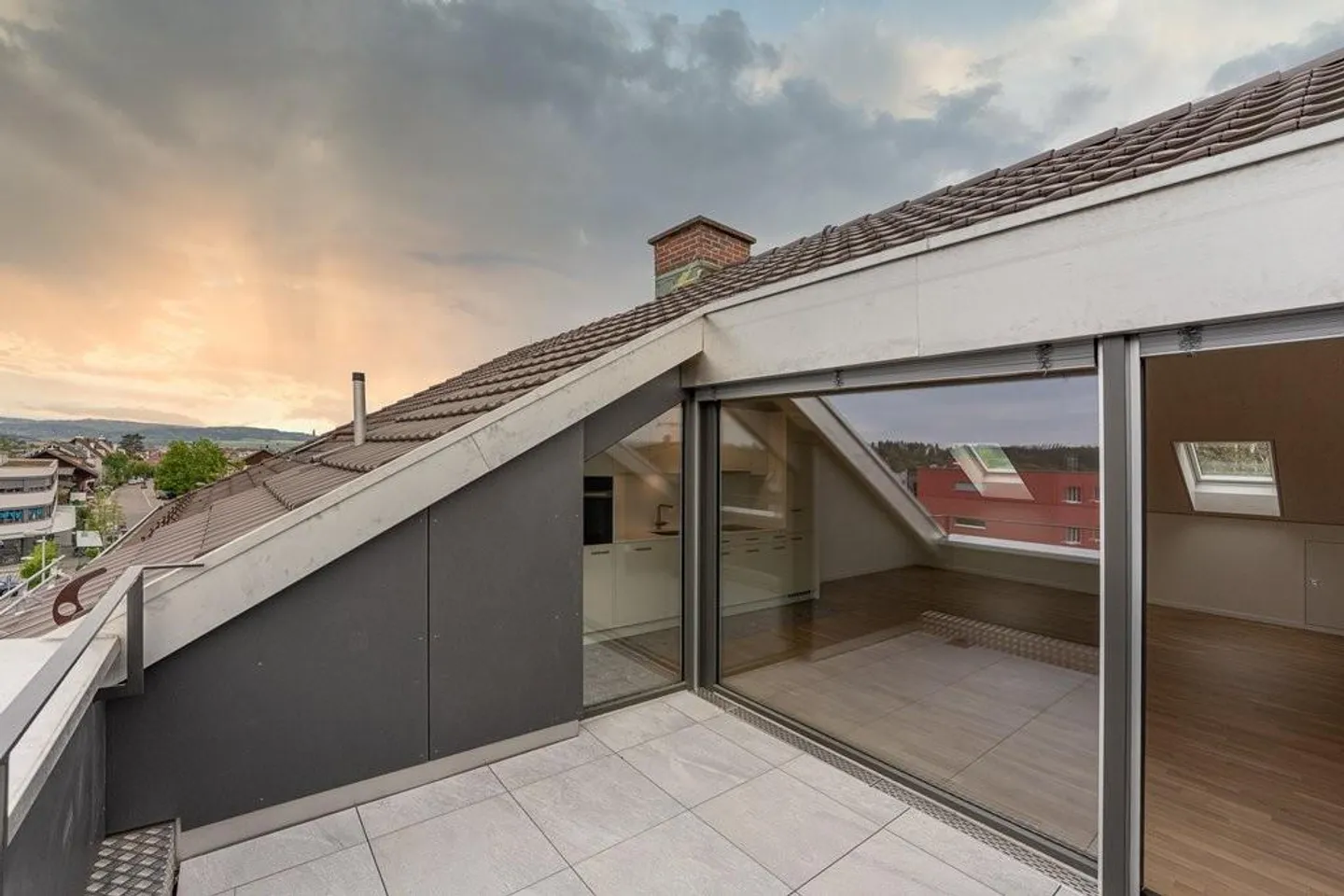 Moderne Attikawohnung mit Blick - Foto 8 von 8