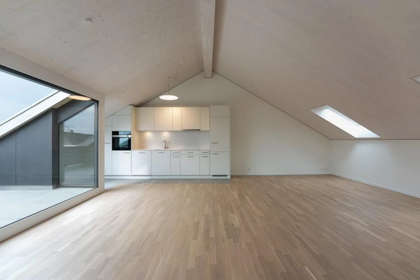 Moderne Attikawohnung mit Blick - Foto 4 von 8