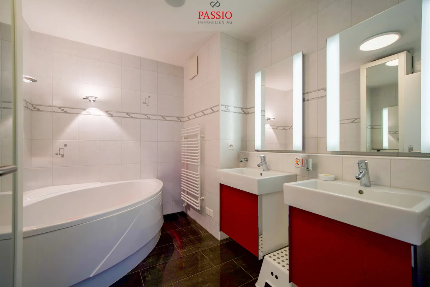 Appartamento duplex esclusivo di 6,5 locali di 211 m² con grande terrazza sul tetto - Foto 6 di 20