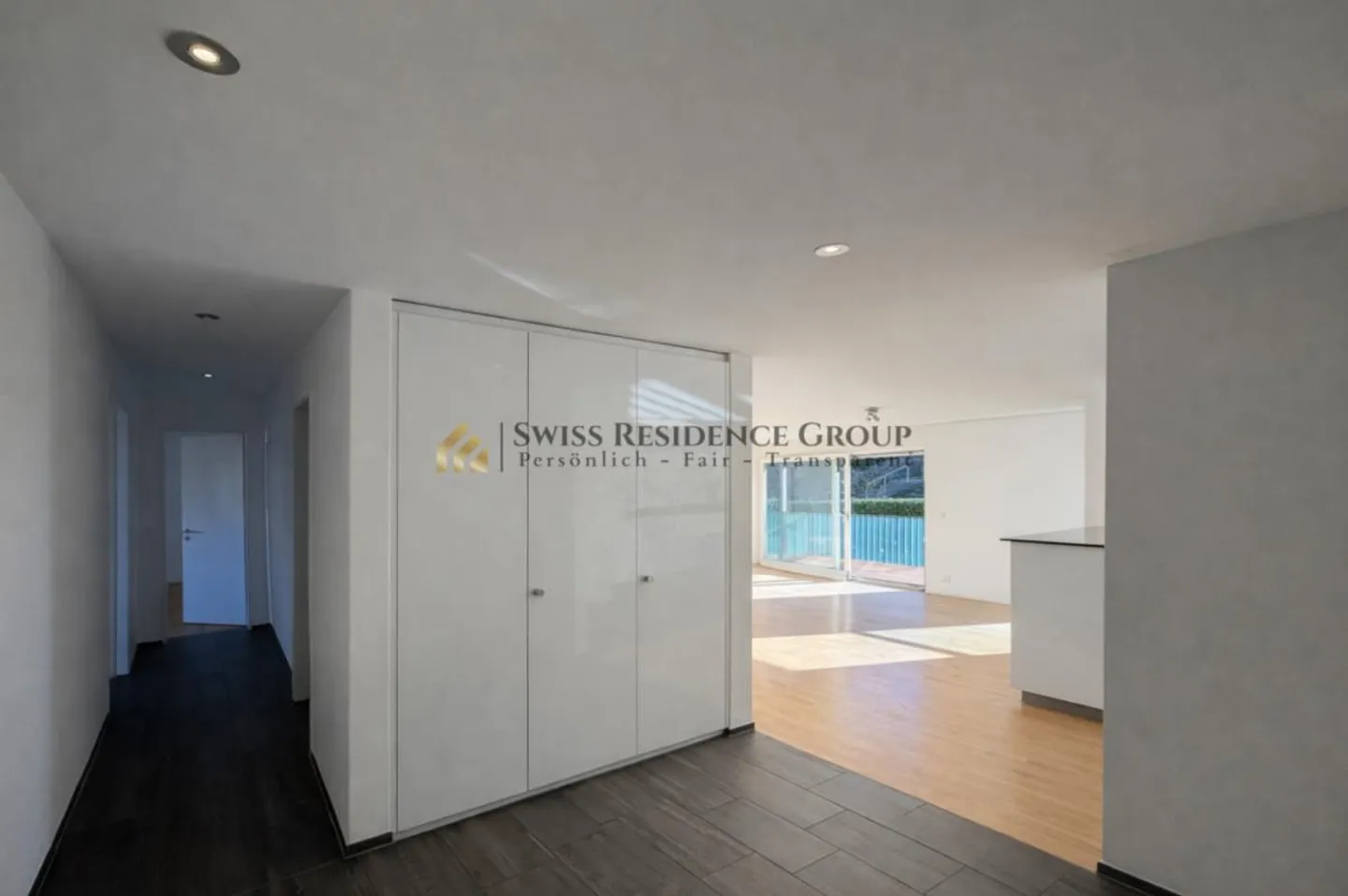 Beautiful, quiet residential area with a view of greenery including underground parking space - Photo 4 of 19