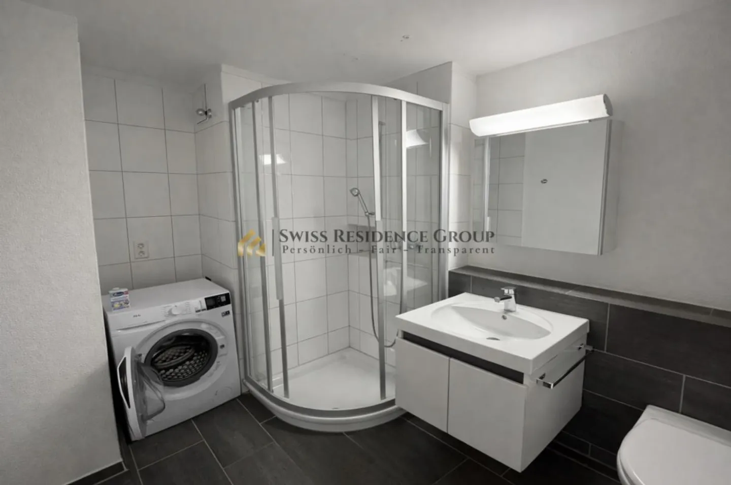 Beautiful, quiet residential area with a view of greenery including underground parking space - Photo 12 of 19