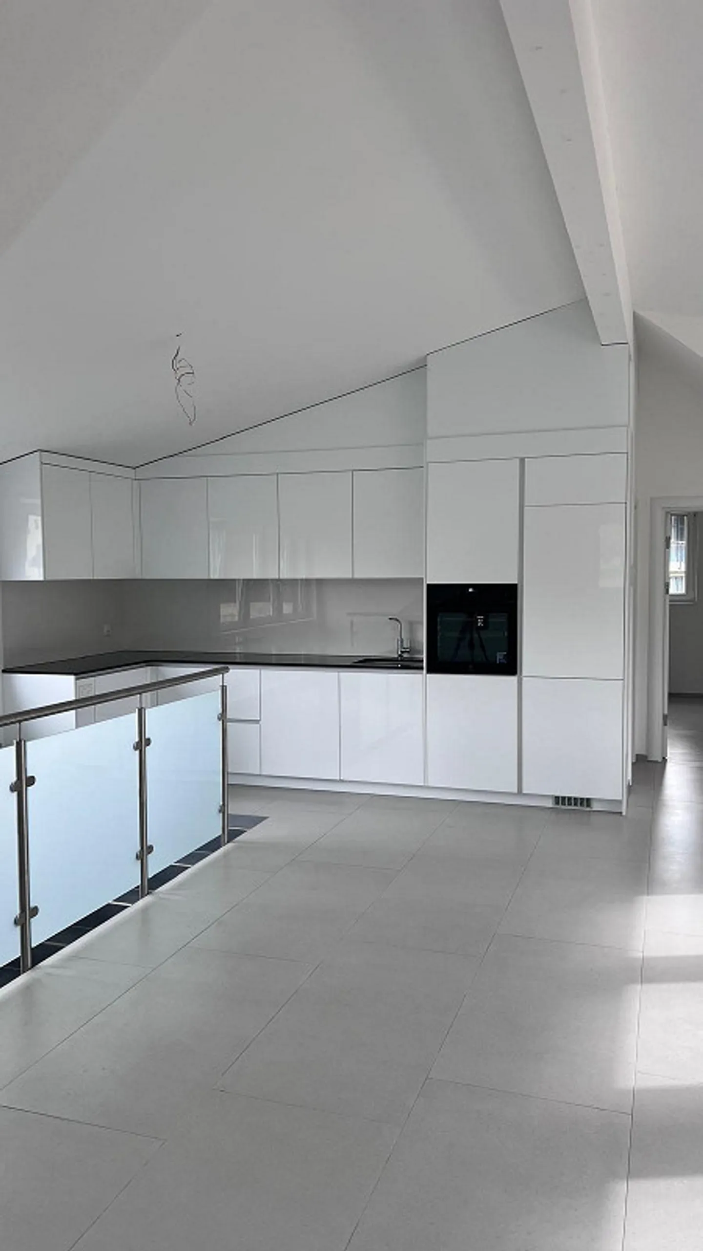 ERSTBEZUG! Traumhafte 2½-Zimmerwohnung im 2. Obergeschoss zu vermieten - Foto 1 von 10