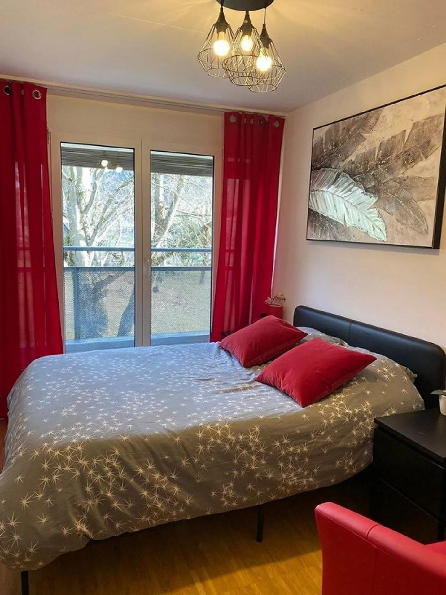 Appartement parfait de 4,5 pièces avec charme et confort - Photo 3 sur 7