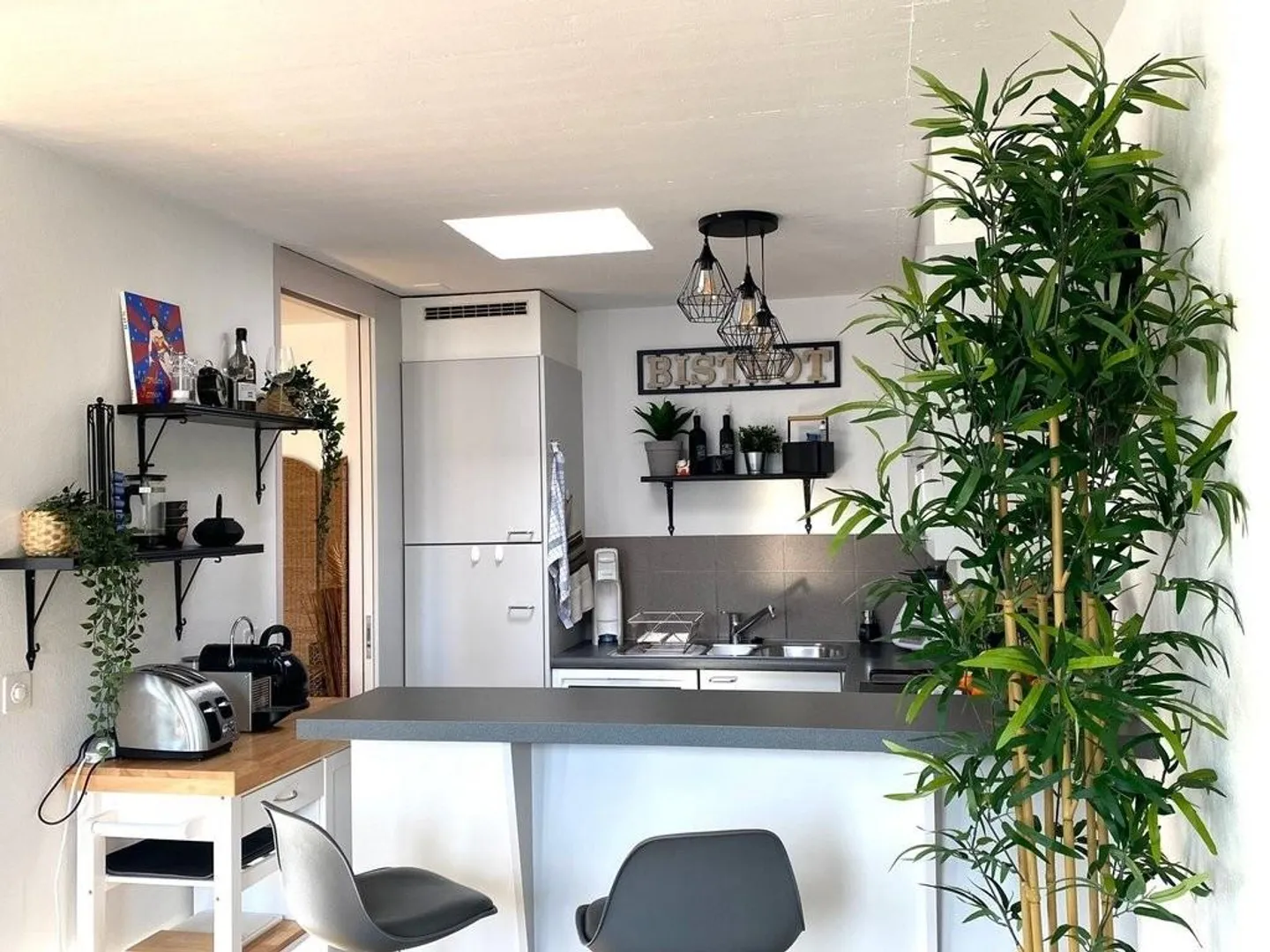 Appartement parfait de 4,5 pièces avec charme et confort - Photo 4 sur 7