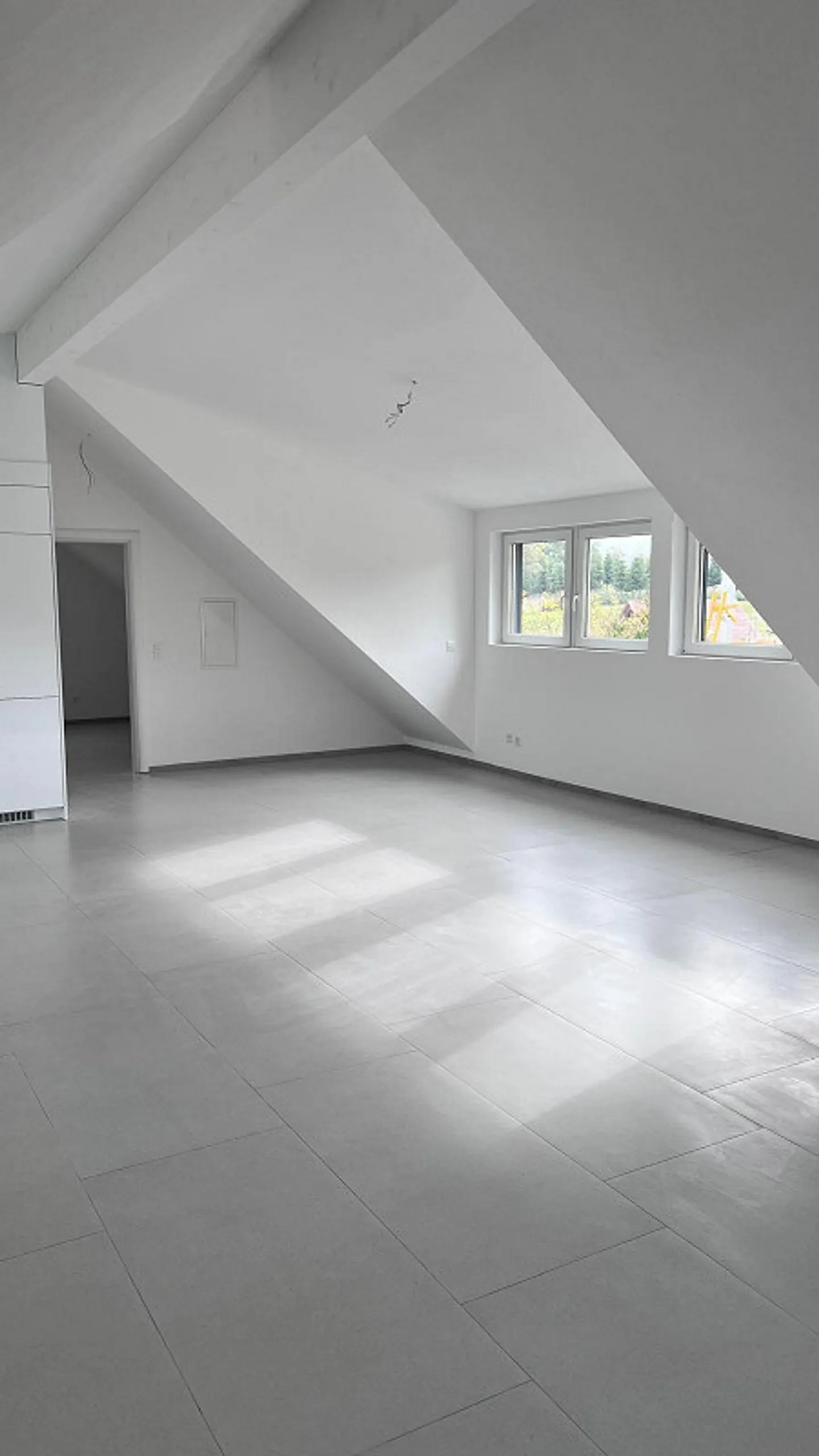 ERSTBEZUG! Traumhafte 2½-Zimmerwohnung im 2. Obergeschoss zu vermieten - Foto 3 von 10