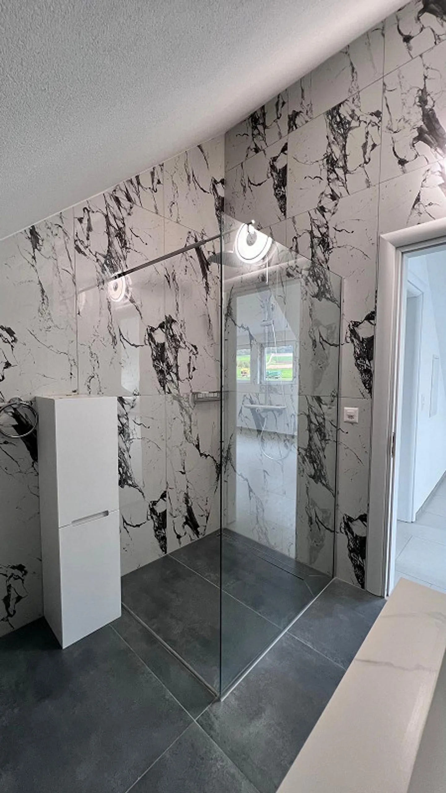 ERSTBEZUG! Traumhafte 2½-Zimmerwohnung im 2. Obergeschoss zu vermieten - Foto 5 von 10