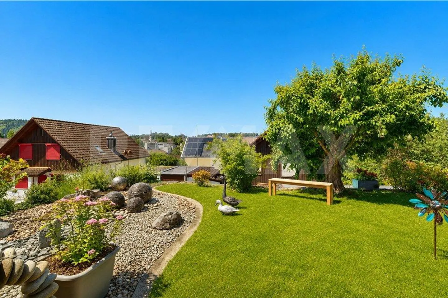 Family Paradise with Sunny Dream Garden in Othmarsingen - Photo 2 of 13