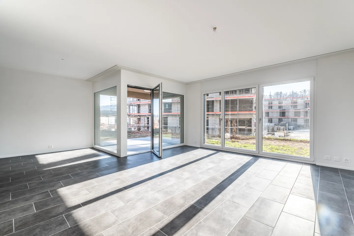 Appartement 2.5 pièces - Photo 2 sur 7