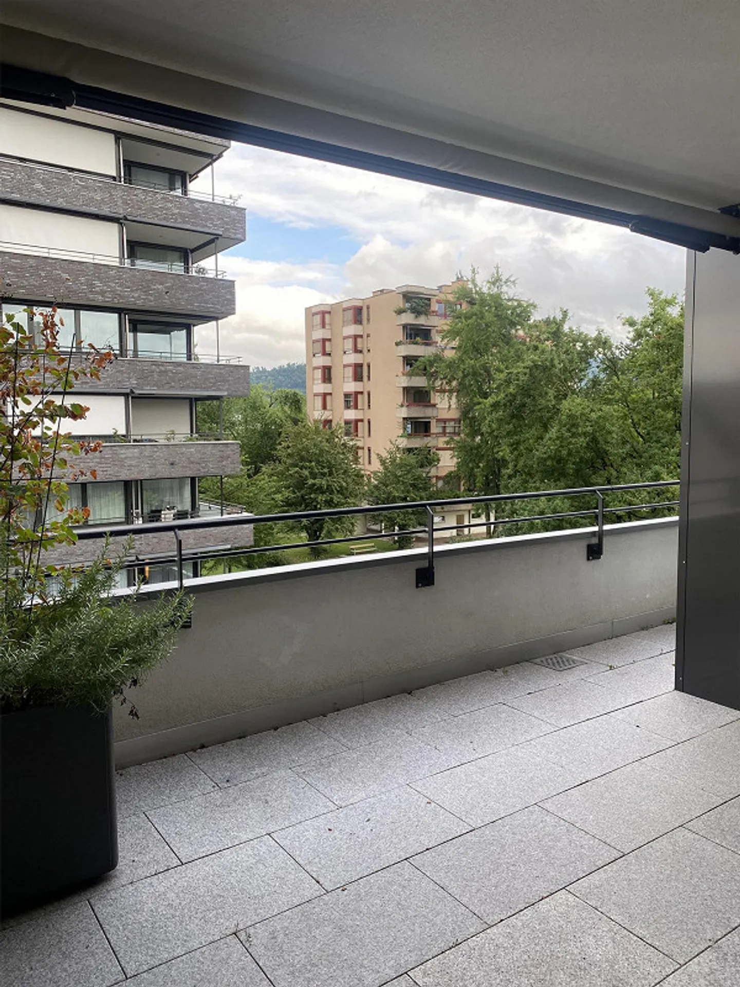 Attico moderno soleggiato a Muttenz - Foto 13 di 13