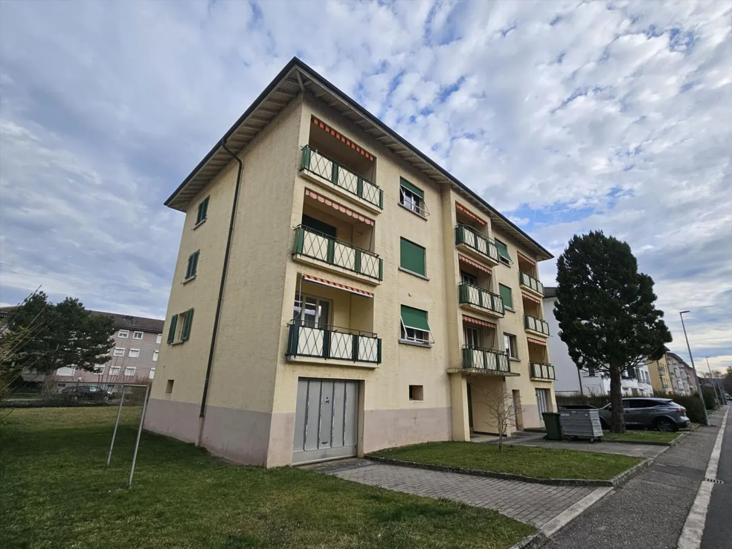Appartamento 5.5 locali a Yverdon-les-Bains - Foto 1 di 9