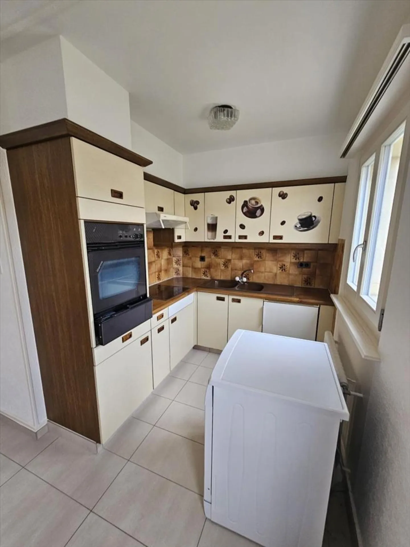 Appartamento 5.5 locali a Yverdon-les-Bains - Foto 3 di 9