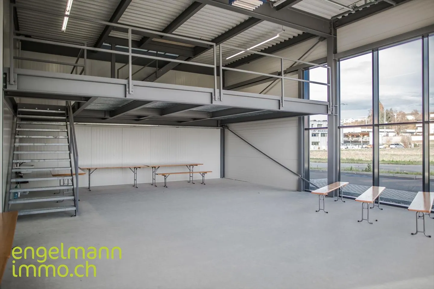 New industrial and commercial spaces - Photo 1 of 13