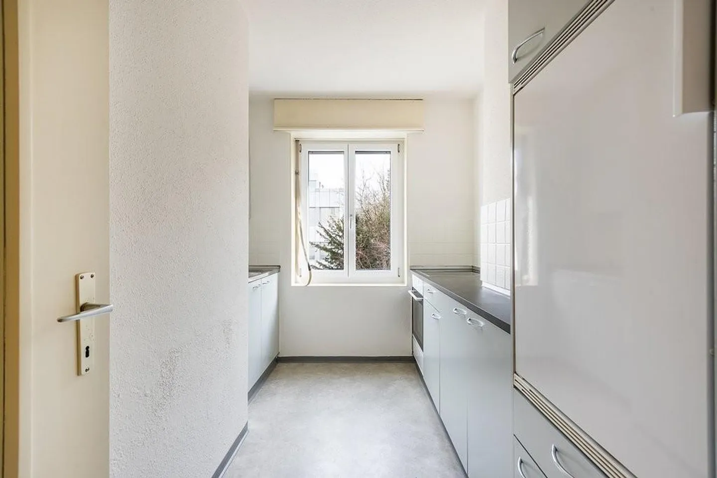 Contemporary Comfort in a Central Location - Photo 2 of 5