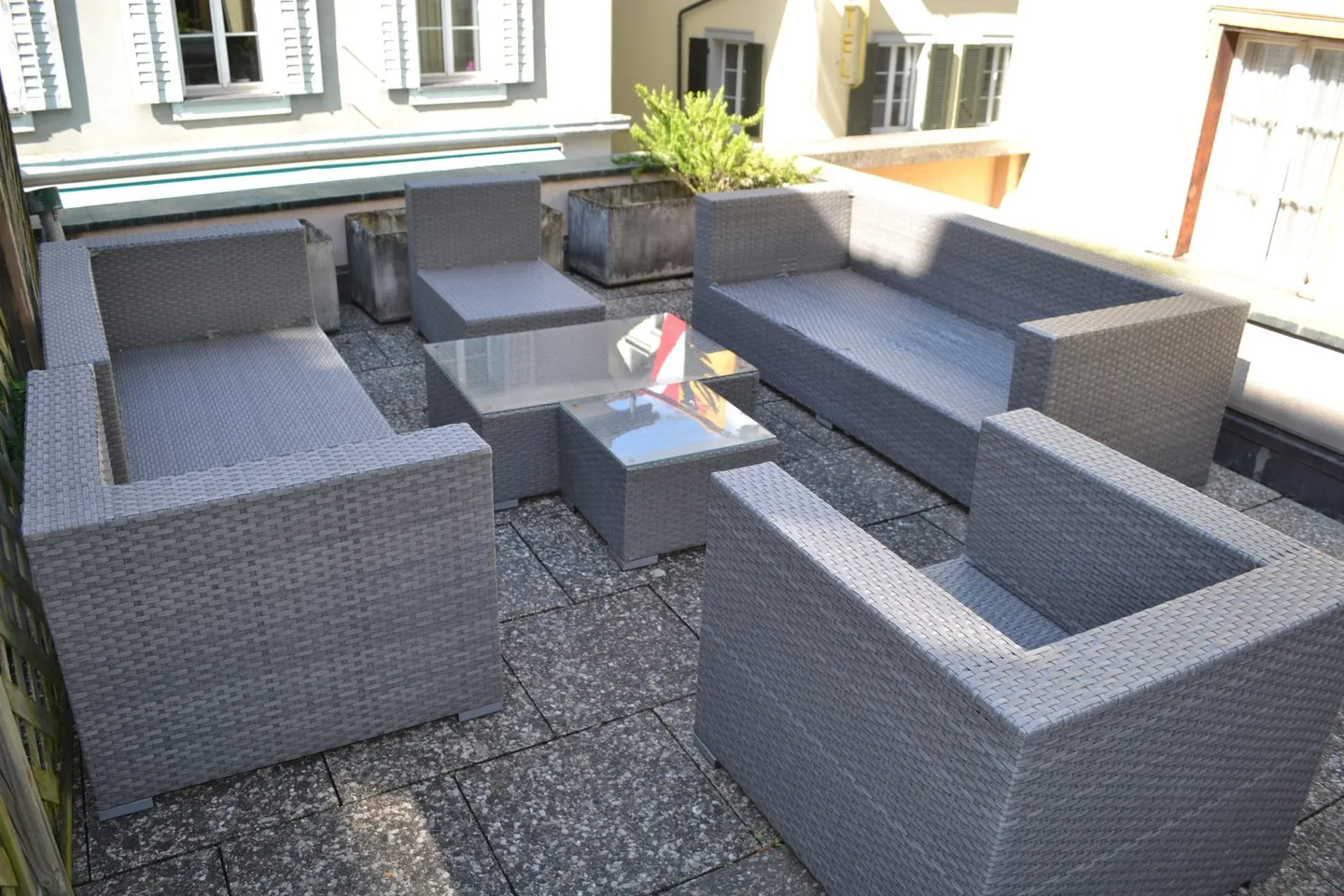 Large partially furnished room for rent in the center of Altdorf - Photo 8 of 9